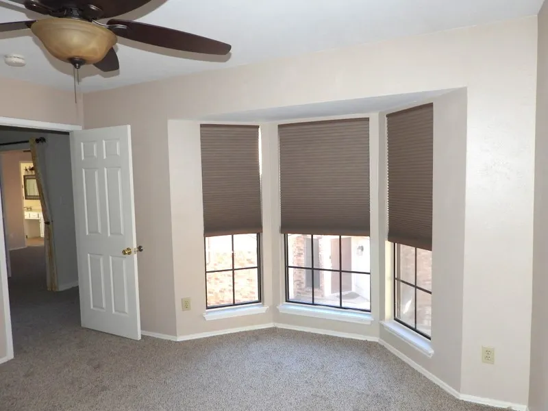 Single Family Residence For Rent in Collin County , 4090 Windhaven Lane, Dallas, Texas 75287, 3 Bedroom, 3 Bathroom, 1 Garage spaces, 1,712 Sqft, built in 1985, mls#21355195, Real Estate Agent in Dallas, Homes For Rent in Collin county, Homes For Rent in Dallas, Realtor in Dallas Texas, Real Estate Brokerage Independent Realty Texas, Luminita Cordes Realtor