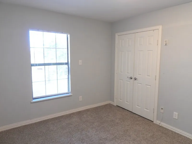Single Family Residence For Rent in Collin County , 4090 Windhaven Lane, Dallas, Texas 75287, 3 Bedroom, 3 Bathroom, 1 Garage spaces, 1,712 Sqft, built in 1985, mls#21355195, Real Estate Agent in Dallas, Homes For Rent in Collin county, Homes For Rent in Dallas, Realtor in Dallas Texas, Real Estate Brokerage Independent Realty Texas, Luminita Cordes Realtor