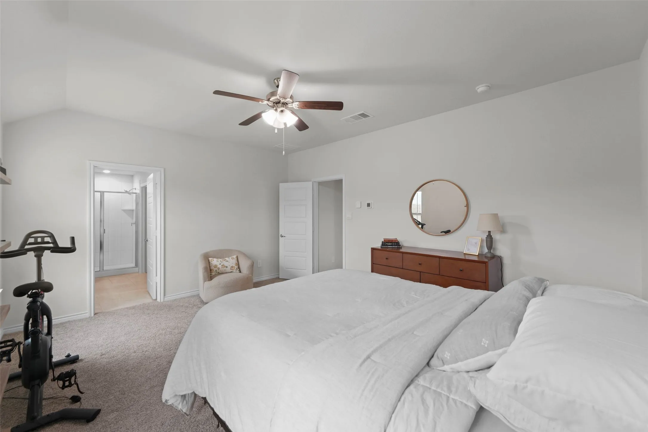 Single Family Residence For Sale in Denton County , 3720 Tracewood Bend, Aubrey, Texas 76227, 4 Bedroom, 3 Bathroom, 2 Garage spaces, 2,080 Sqft, built in 2024, mls#21355196, Real Estate Agent in Aubrey, Homes For Sale in Denton county, Homes For Sale in Aubrey, Realtor in Aubrey Texas, Real Estate Brokerage Independent Realty Texas, Luminita Cordes Realtor