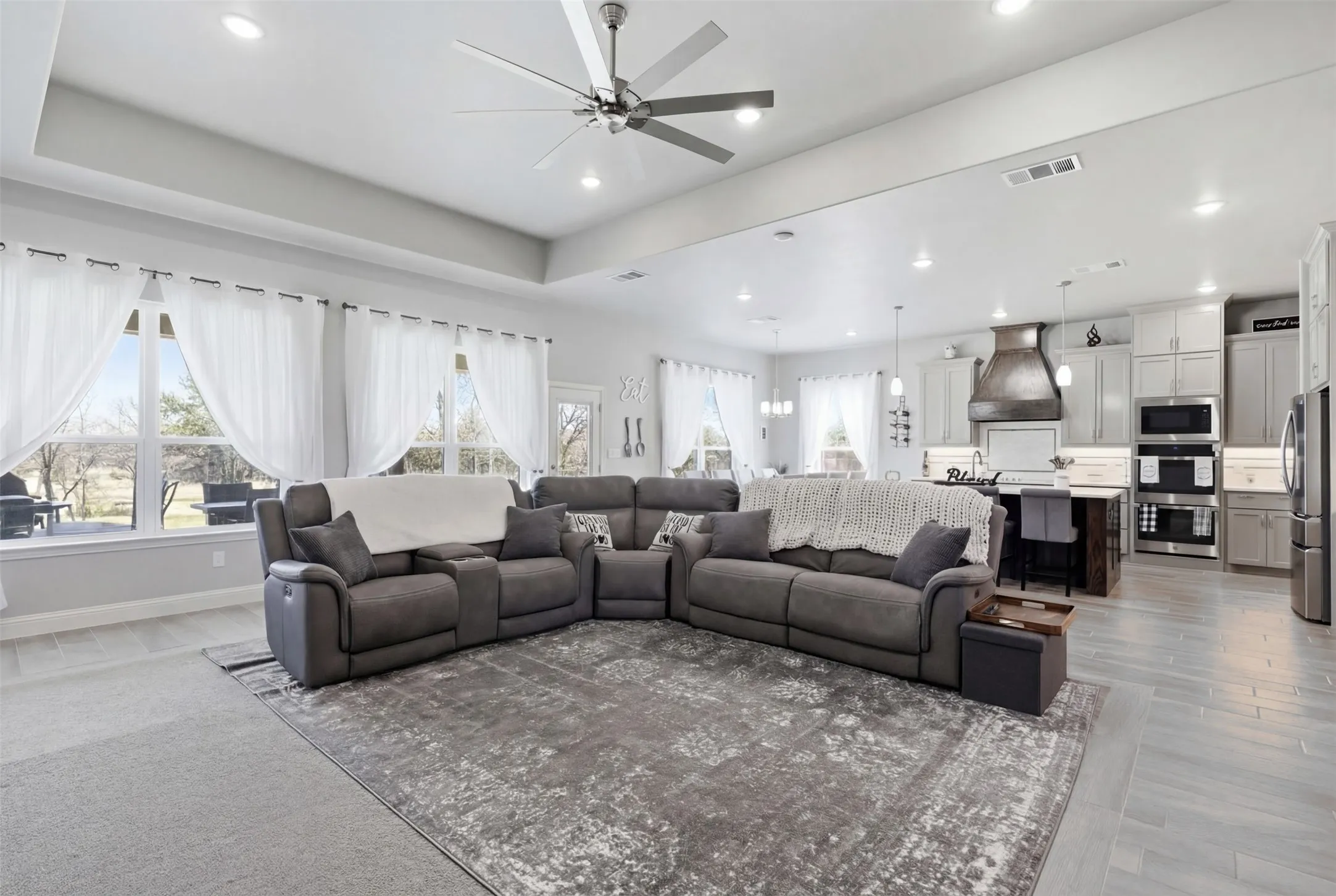 Single Family Residence For Sale in Parker County , 3036 Deer Court, Weatherford, Texas 76085, 4 Bedroom, 3 Bathroom, 2 Garage spaces, 3,314 Sqft, built in 2022, mls#21355194, Real Estate Agent in Weatherford, Homes For Sale in Parker county, Homes For Sale in Weatherford, Realtor in Weatherford Texas, Real Estate Brokerage Independent Realty Texas, Luminita Cordes Realtor