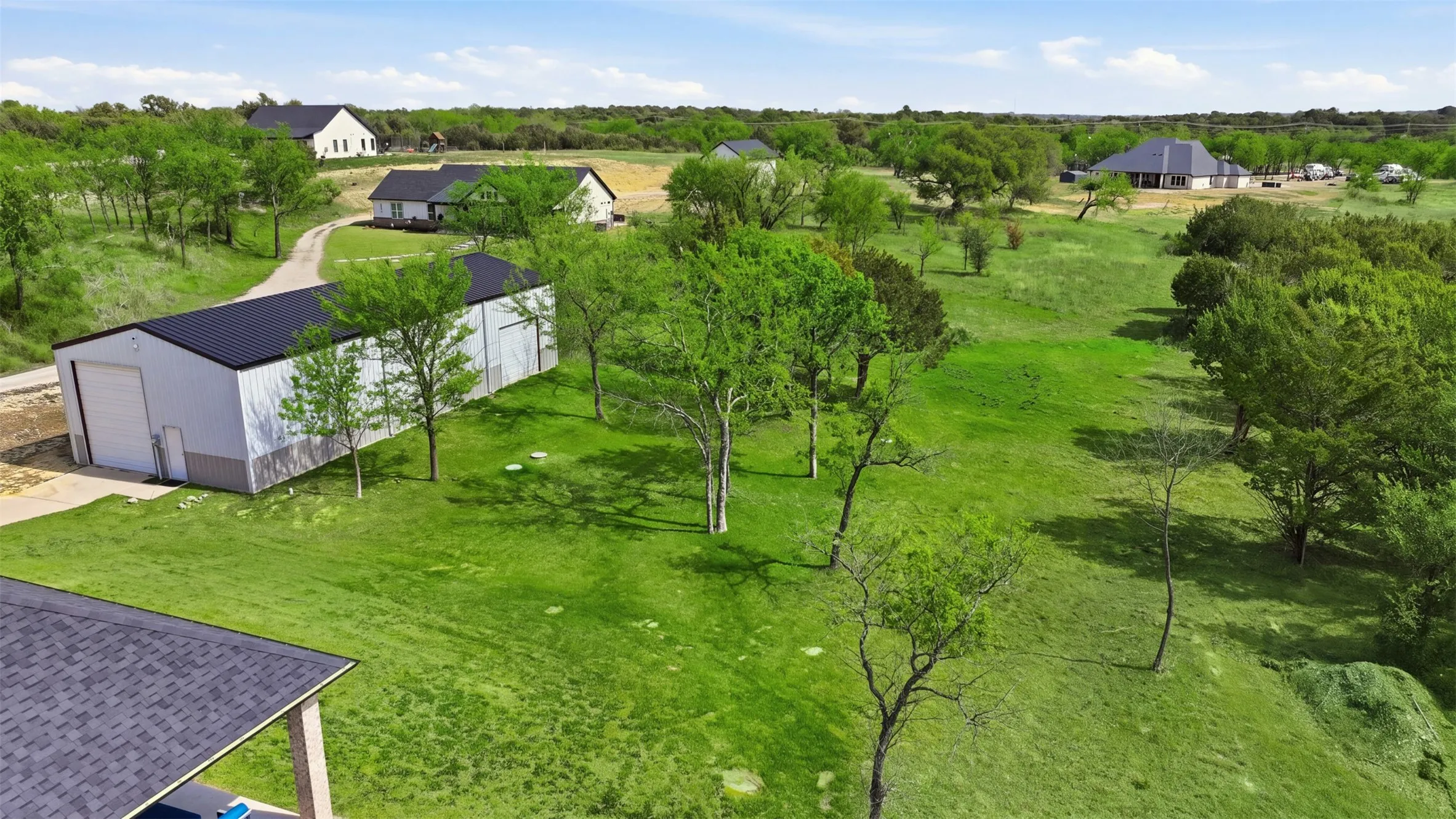 Single Family Residence For Sale in Parker County , 3036 Deer Court, Weatherford, Texas 76085, 4 Bedroom, 3 Bathroom, 2 Garage spaces, 3,314 Sqft, built in 2022, mls#21355194, Real Estate Agent in Weatherford, Homes For Sale in Parker county, Homes For Sale in Weatherford, Realtor in Weatherford Texas, Real Estate Brokerage Independent Realty Texas, Luminita Cordes Realtor