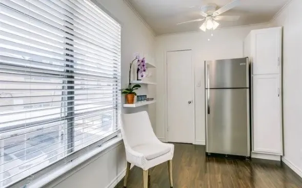 Condominium For Rent in Dallas County , 8602 Baltimore Drive 7, Dallas, Texas 75225, 1 Bedroom, 1 Bathroom, 2 Garage spaces, 962 Sqft, built in 1958, mls#21355201, Real Estate Agent in Dallas, Homes For Rent in Dallas county, Homes For Rent in Dallas, Realtor in Dallas Texas, Real Estate Brokerage Independent Realty Texas, Luminita Cordes Realtor