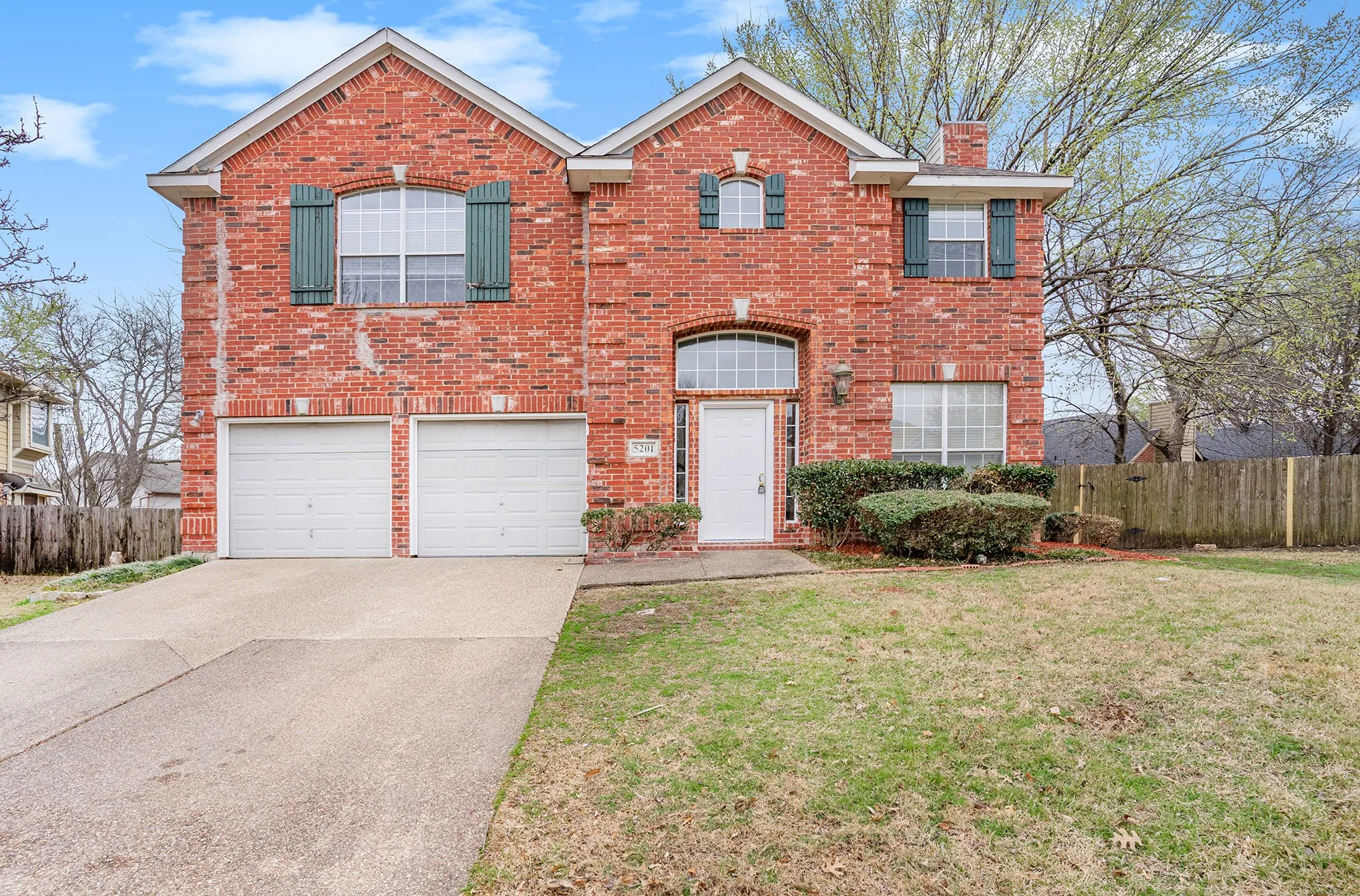 Single Family Residence For Rent in Collin County , 5201 Arrowhead Way, Mc Kinney, Texas 75072, 3 Bedroom, 3 Bathroom, 2 Garage spaces, 2,038 Sqft, built in 2002, mls#21355206, Real Estate Agent in Mc Kinney, Homes For Rent in Collin county, Homes For Rent in Mc Kinney, Realtor in Mc Kinney Texas, Real Estate Brokerage Independent Realty Texas, Luminita Cordes Realtor
