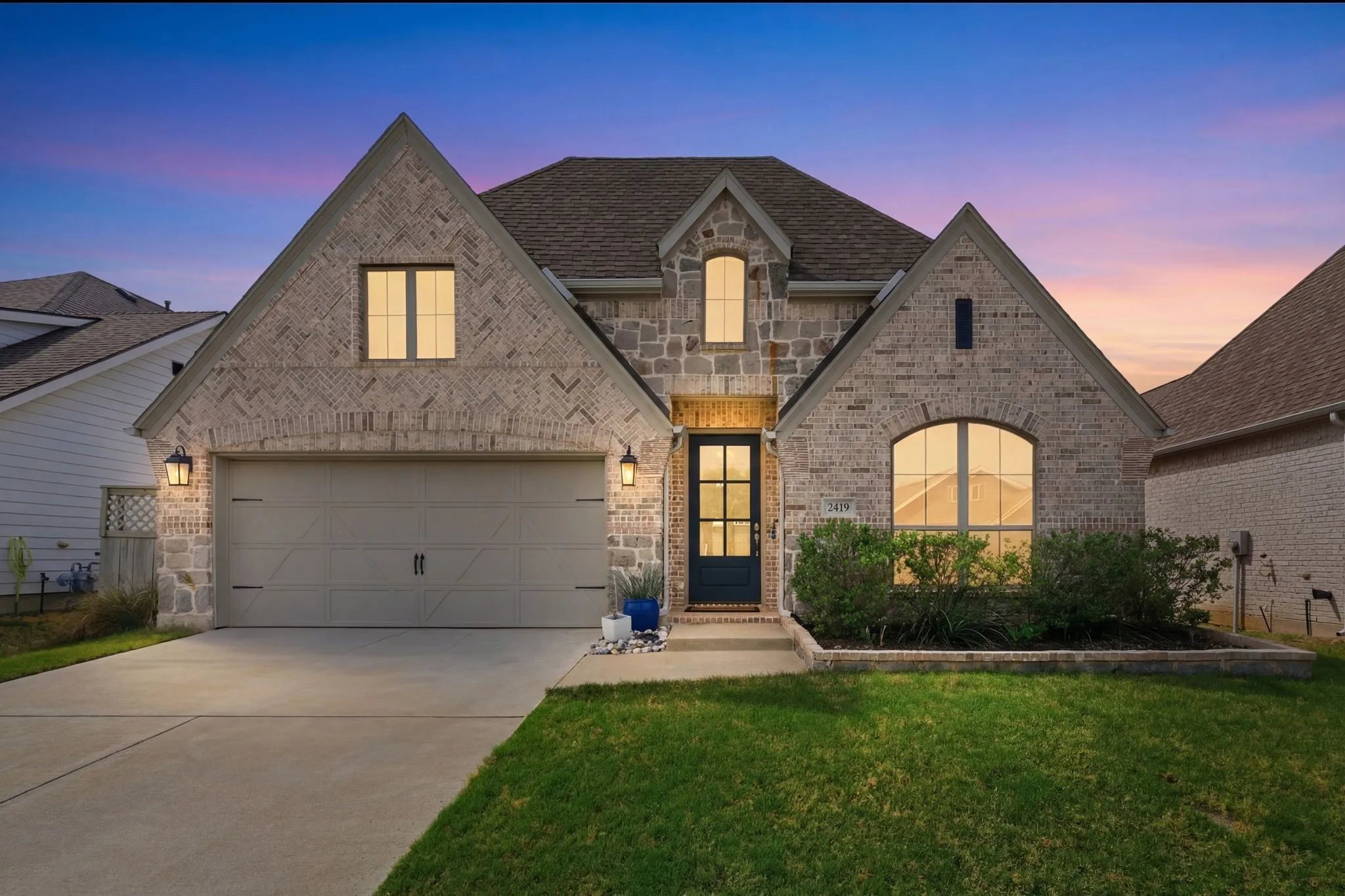 Single Family Residence For Sale in Denton County , 2429 Lazy Dog Lane, Northlake, Texas 76247, 4 Bedroom, 3 Bathroom, 2 Garage spaces, 2,619 Sqft, built in 2020, mls#21355128, Real Estate Agent in Northlake, Homes For Sale in Denton county, Homes For Sale in Northlake, Realtor in Northlake Texas, Real Estate Brokerage Independent Realty Texas, Luminita Cordes Realtor