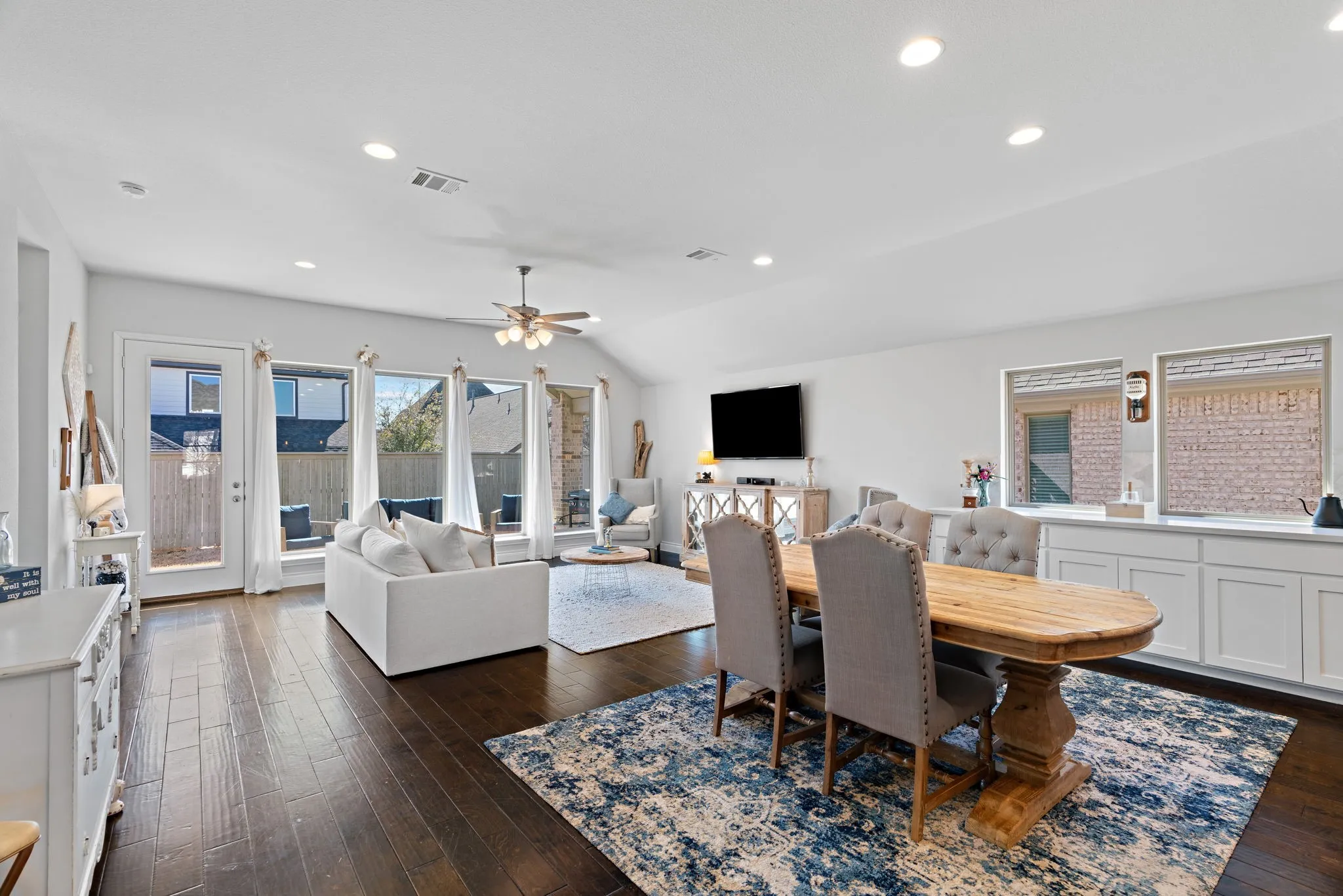 Single Family Residence For Sale in Denton County , 2429 Lazy Dog Lane, Northlake, Texas 76247, 4 Bedroom, 3 Bathroom, 2 Garage spaces, 2,619 Sqft, built in 2020, mls#21355128, Real Estate Agent in Northlake, Homes For Sale in Denton county, Homes For Sale in Northlake, Realtor in Northlake Texas, Real Estate Brokerage Independent Realty Texas, Luminita Cordes Realtor