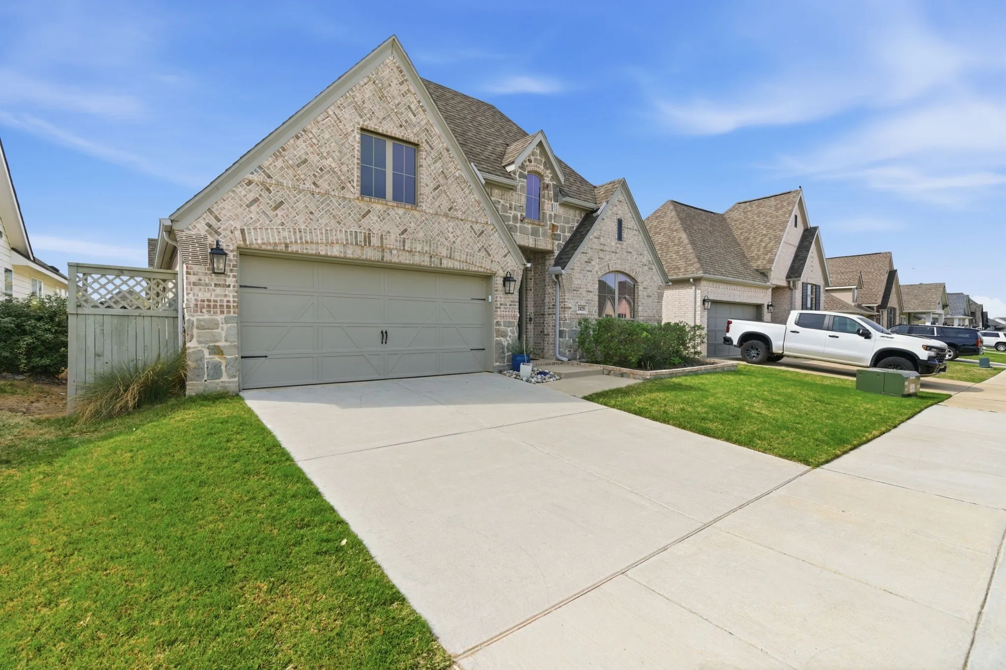 Single Family Residence For Sale in Denton County , 2429 Lazy Dog Lane, Northlake, Texas 76247, 4 Bedroom, 3 Bathroom, 2 Garage spaces, 2,619 Sqft, built in 2020, mls#21355128, Real Estate Agent in Northlake, Homes For Sale in Denton county, Homes For Sale in Northlake, Realtor in Northlake Texas, Real Estate Brokerage Independent Realty Texas, Luminita Cordes Realtor