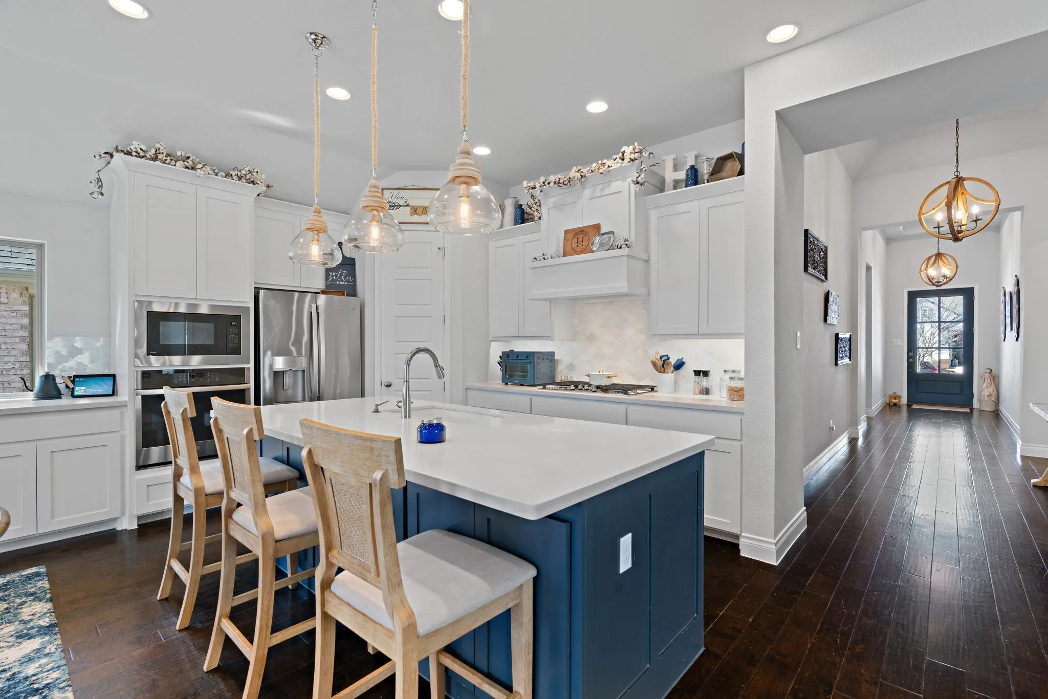 Single Family Residence For Sale in Denton County , 2429 Lazy Dog Lane, Northlake, Texas 76247, 4 Bedroom, 3 Bathroom, 2 Garage spaces, 2,619 Sqft, built in 2020, mls#21355128, Real Estate Agent in Northlake, Homes For Sale in Denton county, Homes For Sale in Northlake, Realtor in Northlake Texas, Real Estate Brokerage Independent Realty Texas, Luminita Cordes Realtor