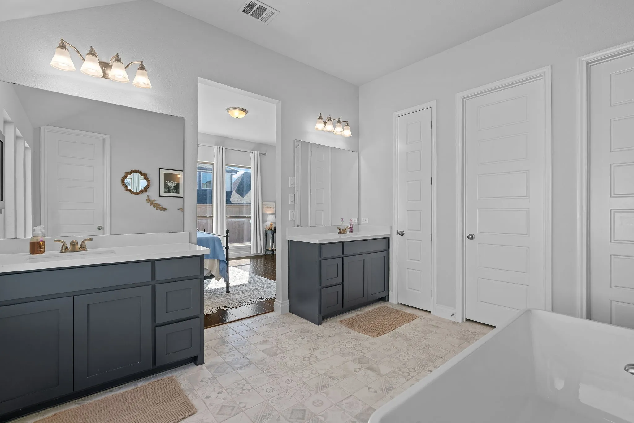 Single Family Residence For Sale in Denton County , 2429 Lazy Dog Lane, Northlake, Texas 76247, 4 Bedroom, 3 Bathroom, 2 Garage spaces, 2,619 Sqft, built in 2020, mls#21355128, Real Estate Agent in Northlake, Homes For Sale in Denton county, Homes For Sale in Northlake, Realtor in Northlake Texas, Real Estate Brokerage Independent Realty Texas, Luminita Cordes Realtor