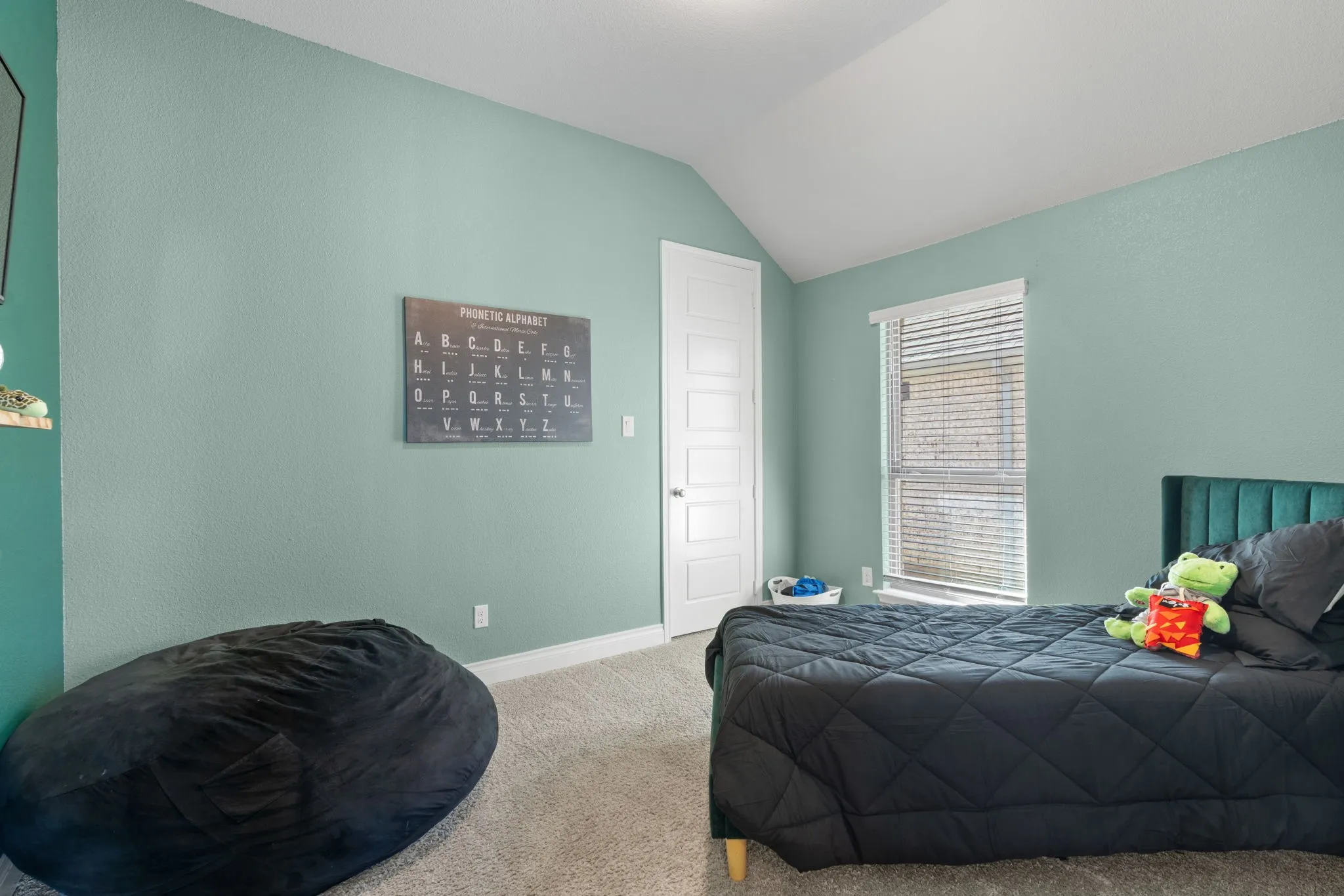 Single Family Residence For Sale in Denton County , 2429 Lazy Dog Lane, Northlake, Texas 76247, 4 Bedroom, 3 Bathroom, 2 Garage spaces, 2,619 Sqft, built in 2020, mls#21355128, Real Estate Agent in Northlake, Homes For Sale in Denton county, Homes For Sale in Northlake, Realtor in Northlake Texas, Real Estate Brokerage Independent Realty Texas, Luminita Cordes Realtor