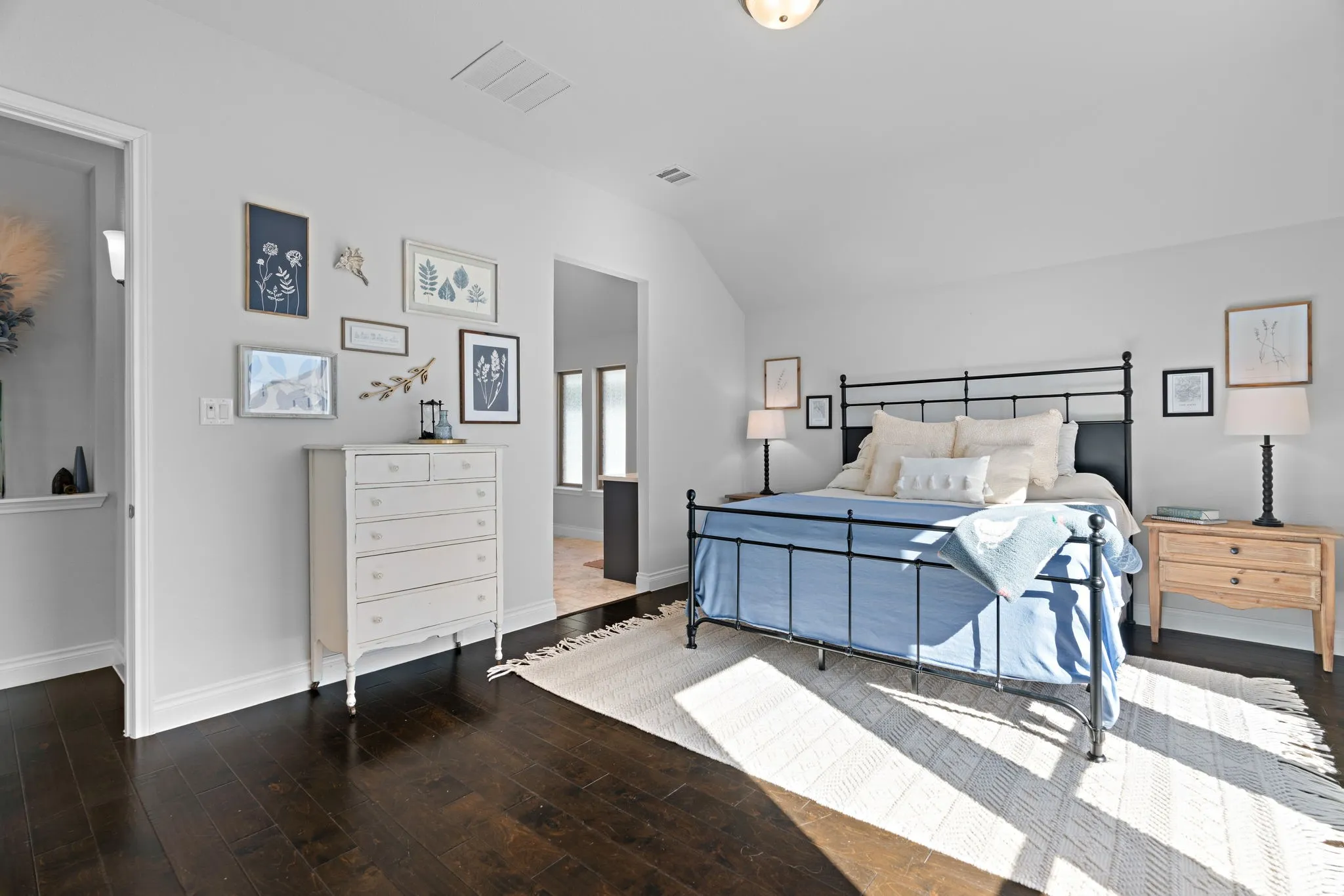 Single Family Residence For Sale in Denton County , 2429 Lazy Dog Lane, Northlake, Texas 76247, 4 Bedroom, 3 Bathroom, 2 Garage spaces, 2,619 Sqft, built in 2020, mls#21355128, Real Estate Agent in Northlake, Homes For Sale in Denton county, Homes For Sale in Northlake, Realtor in Northlake Texas, Real Estate Brokerage Independent Realty Texas, Luminita Cordes Realtor