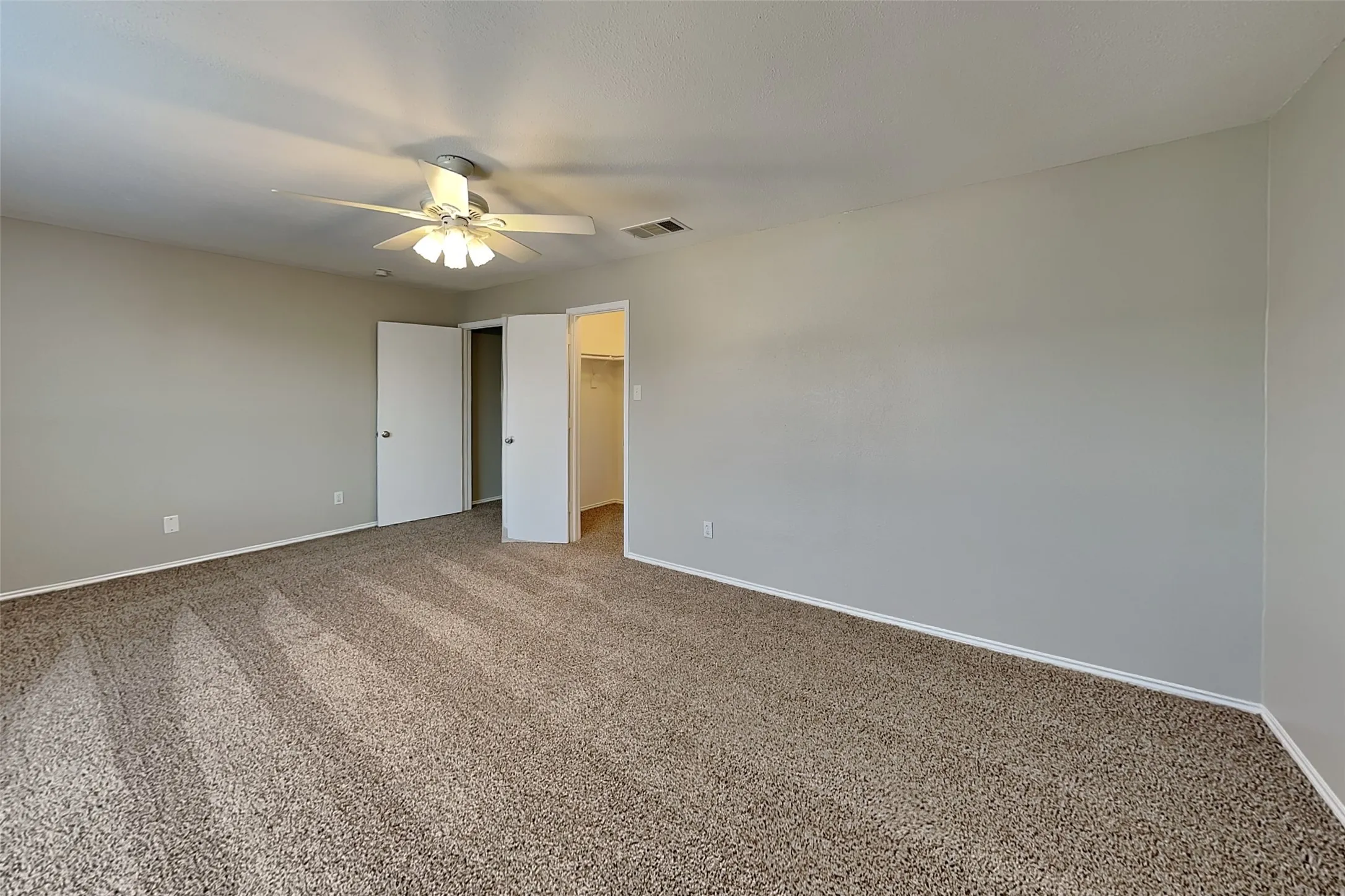 Single Family Residence For Rent in Denton County , 1005 Lake Bluff Drive, Flower Mound, Texas 75028, 4 Bedroom, 3 Bathroom, 2 Garage spaces, 1,750 Sqft, built in 1993, mls#21355219, Real Estate Agent in Flower Mound, Homes For Rent in Denton county, Homes For Rent in Flower Mound, Realtor in Flower Mound Texas, Real Estate Brokerage Independent Realty Texas, Luminita Cordes Realtor
