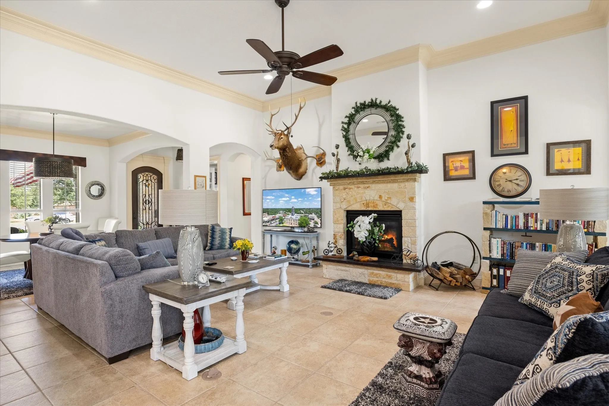 Single Family Residence For Sale in Hood County , 3209 Steamers Court, Granbury, Texas 76049, 3 Bedroom, 3 Bathroom, 3 Garage spaces, 2,569 Sqft, built in 2010, mls#21355213, Real Estate Agent in Granbury, Homes For Sale in Hood county, Homes For Sale in Granbury, Realtor in Granbury Texas, Real Estate Brokerage Independent Realty Texas, Luminita Cordes Realtor