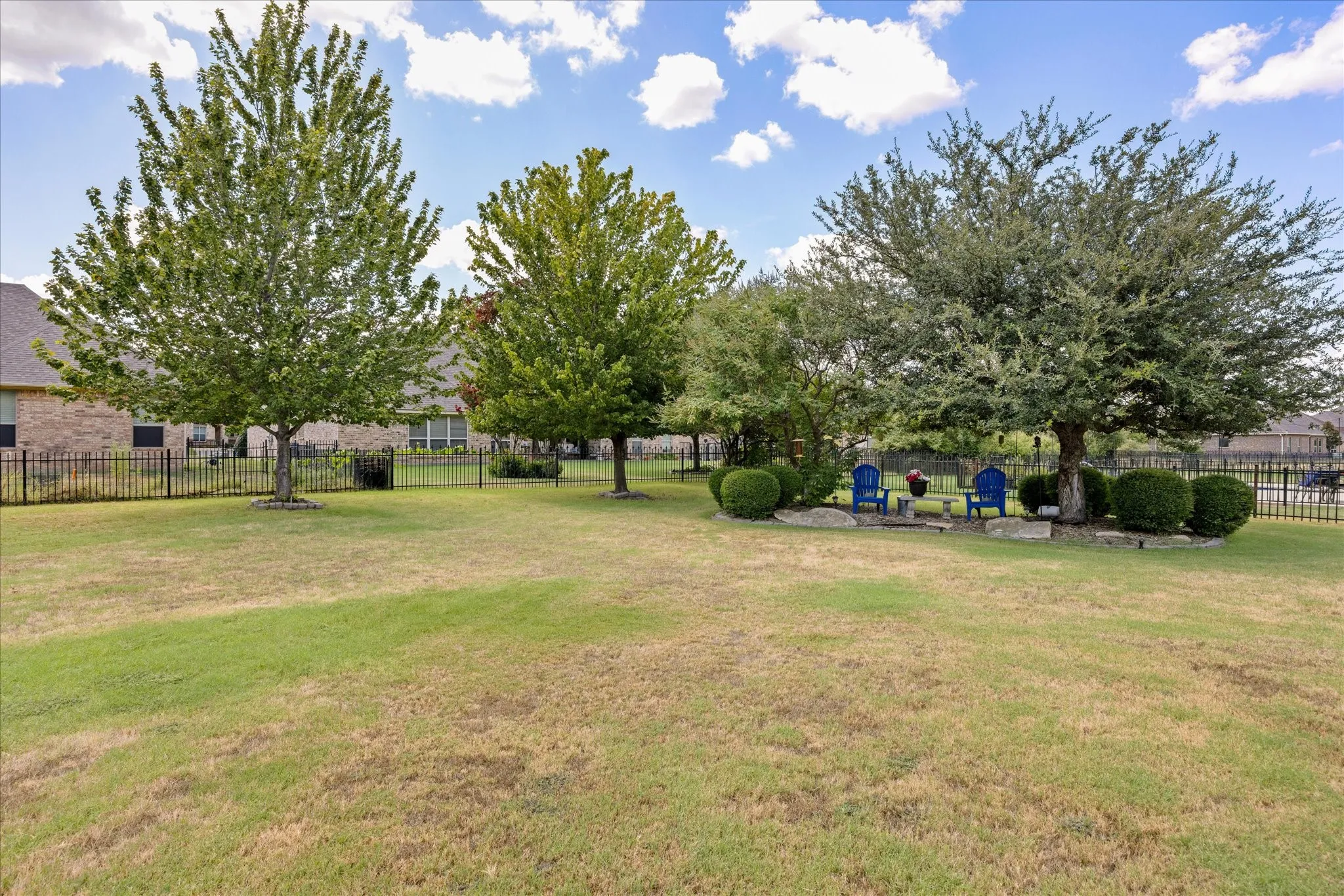 Single Family Residence For Sale in Hood County , 3209 Steamers Court, Granbury, Texas 76049, 3 Bedroom, 3 Bathroom, 3 Garage spaces, 2,569 Sqft, built in 2010, mls#21355213, Real Estate Agent in Granbury, Homes For Sale in Hood county, Homes For Sale in Granbury, Realtor in Granbury Texas, Real Estate Brokerage Independent Realty Texas, Luminita Cordes Realtor