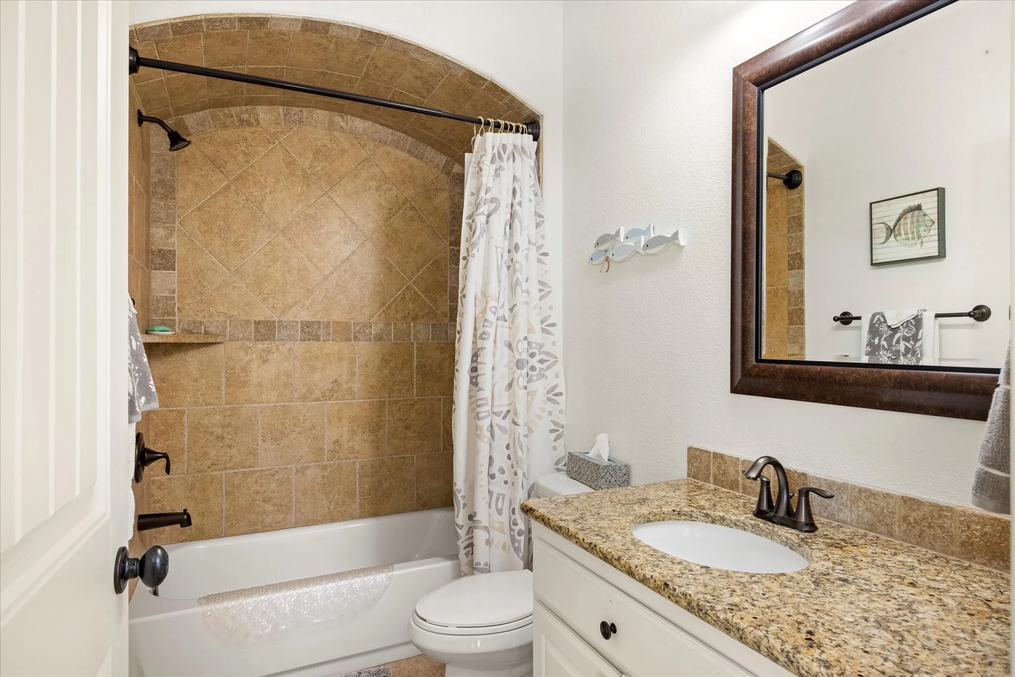 Single Family Residence For Sale in Hood County , 3209 Steamers Court, Granbury, Texas 76049, 3 Bedroom, 3 Bathroom, 3 Garage spaces, 2,569 Sqft, built in 2010, mls#21355213, Real Estate Agent in Granbury, Homes For Sale in Hood county, Homes For Sale in Granbury, Realtor in Granbury Texas, Real Estate Brokerage Independent Realty Texas, Luminita Cordes Realtor