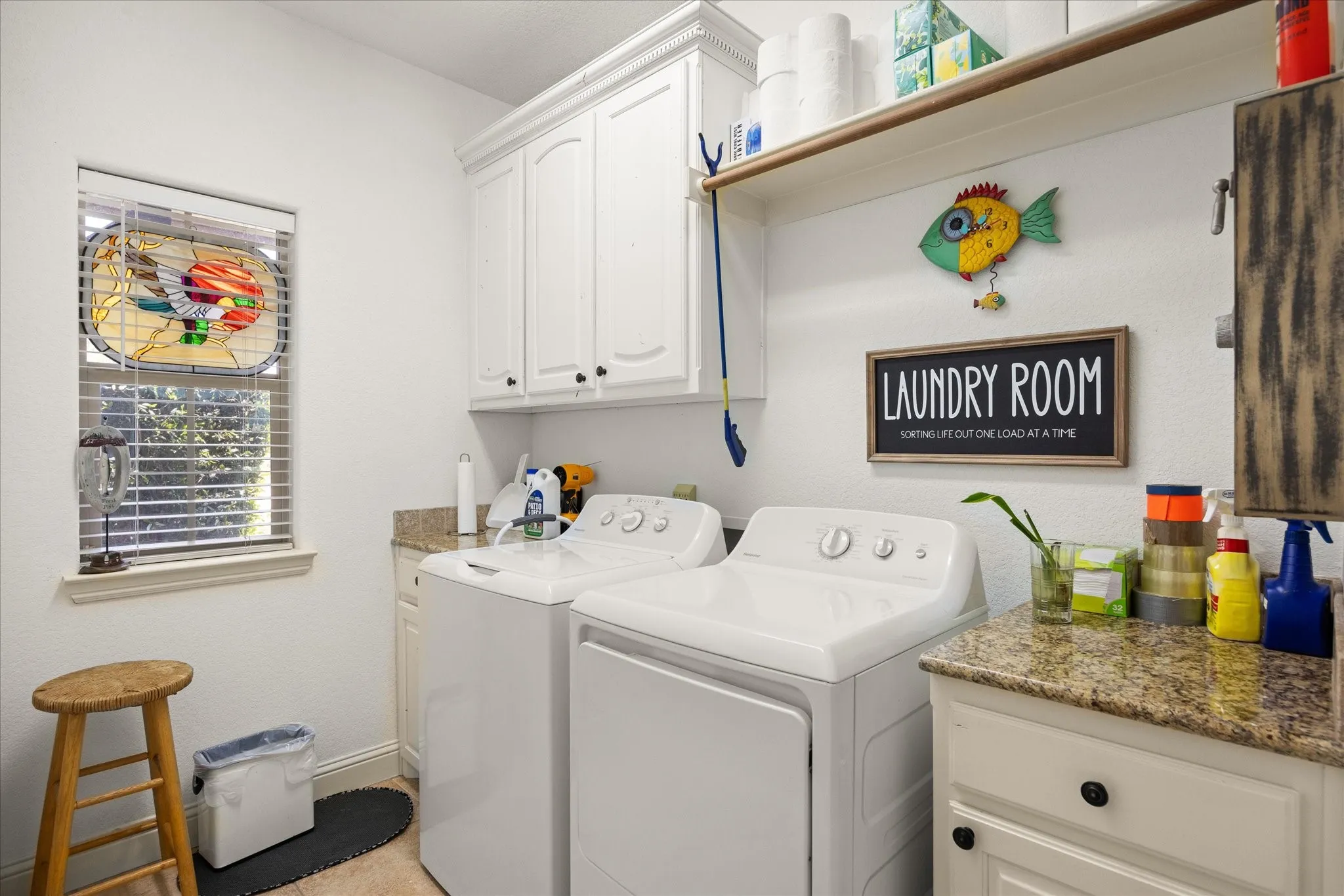 Single Family Residence For Sale in Hood County , 3209 Steamers Court, Granbury, Texas 76049, 3 Bedroom, 3 Bathroom, 3 Garage spaces, 2,569 Sqft, built in 2010, mls#21355213, Real Estate Agent in Granbury, Homes For Sale in Hood county, Homes For Sale in Granbury, Realtor in Granbury Texas, Real Estate Brokerage Independent Realty Texas, Luminita Cordes Realtor