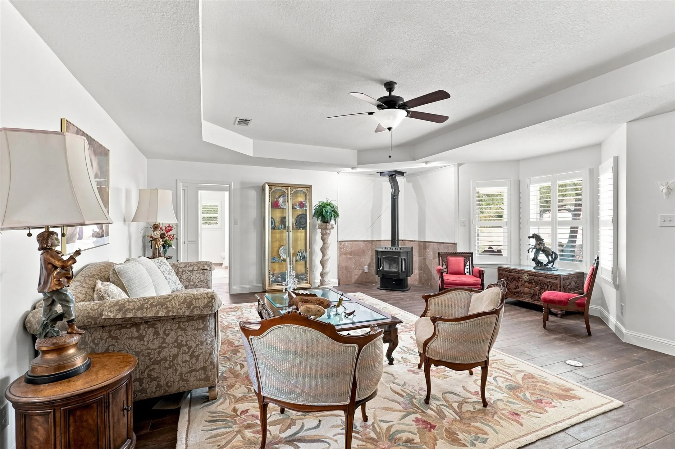 Single Family Residence For Sale in Collin County , 4111 Fm 2862, Anna, Texas 75409, 4 Bedroom, 4 Bathroom, 2 Garage spaces, 2,599 Sqft, built in 1997, mls#21334246, Real Estate Agent in Anna, Homes For Sale in Collin county, Homes For Sale in Anna, Realtor in Anna Texas, Real Estate Brokerage Independent Realty Texas, Luminita Cordes Realtor