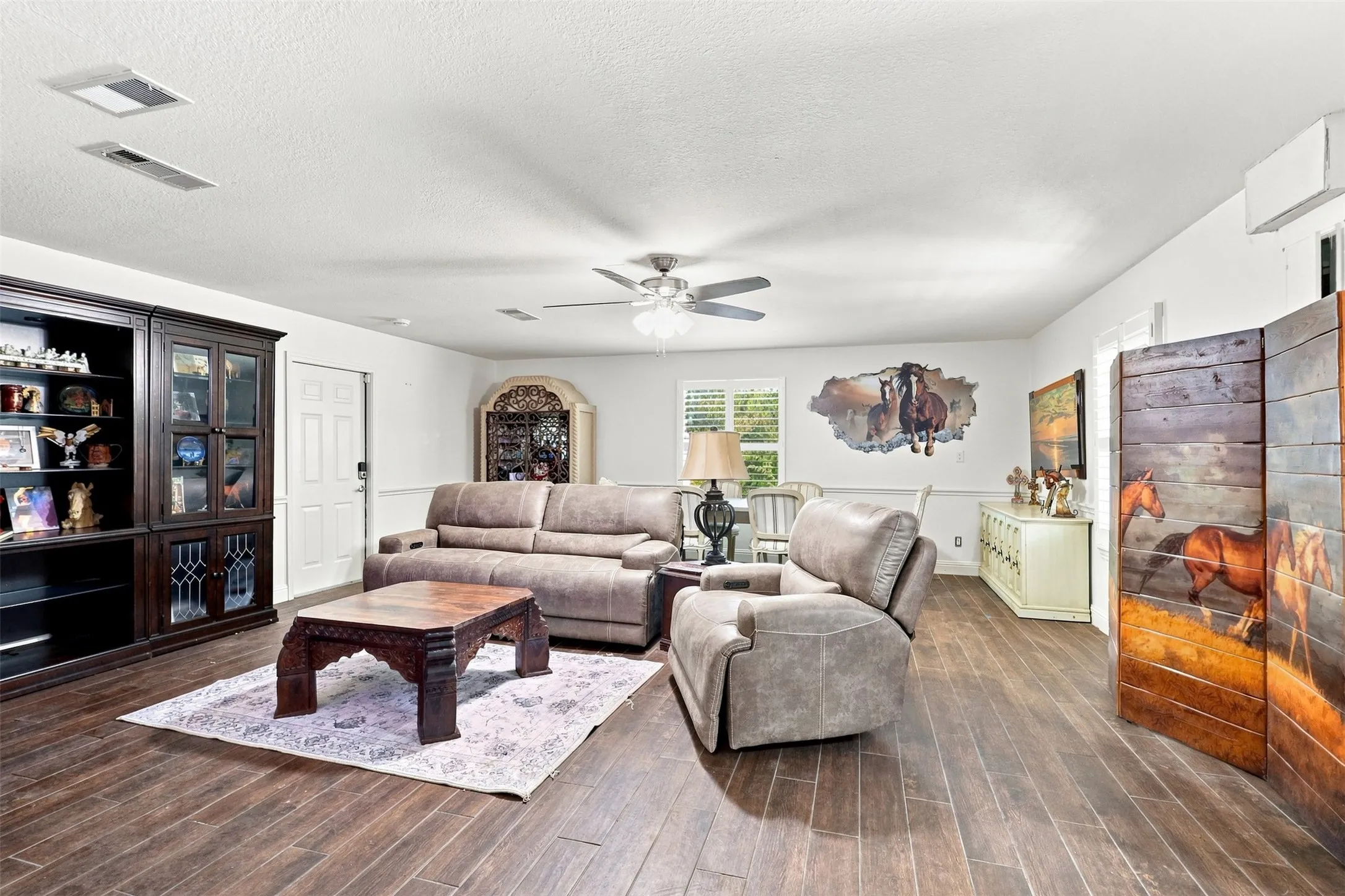 Single Family Residence For Sale in Collin County , 4111 Fm 2862, Anna, Texas 75409, 4 Bedroom, 4 Bathroom, 2 Garage spaces, 2,599 Sqft, built in 1997, mls#21334246, Real Estate Agent in Anna, Homes For Sale in Collin county, Homes For Sale in Anna, Realtor in Anna Texas, Real Estate Brokerage Independent Realty Texas, Luminita Cordes Realtor