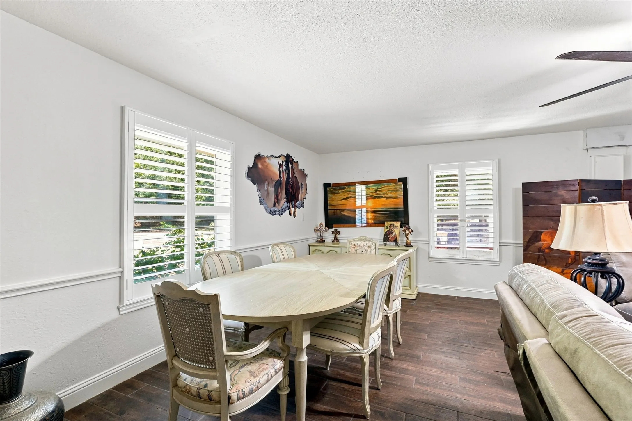 Single Family Residence For Sale in Collin County , 4111 Fm 2862, Anna, Texas 75409, 4 Bedroom, 4 Bathroom, 2 Garage spaces, 2,599 Sqft, built in 1997, mls#21334246, Real Estate Agent in Anna, Homes For Sale in Collin county, Homes For Sale in Anna, Realtor in Anna Texas, Real Estate Brokerage Independent Realty Texas, Luminita Cordes Realtor