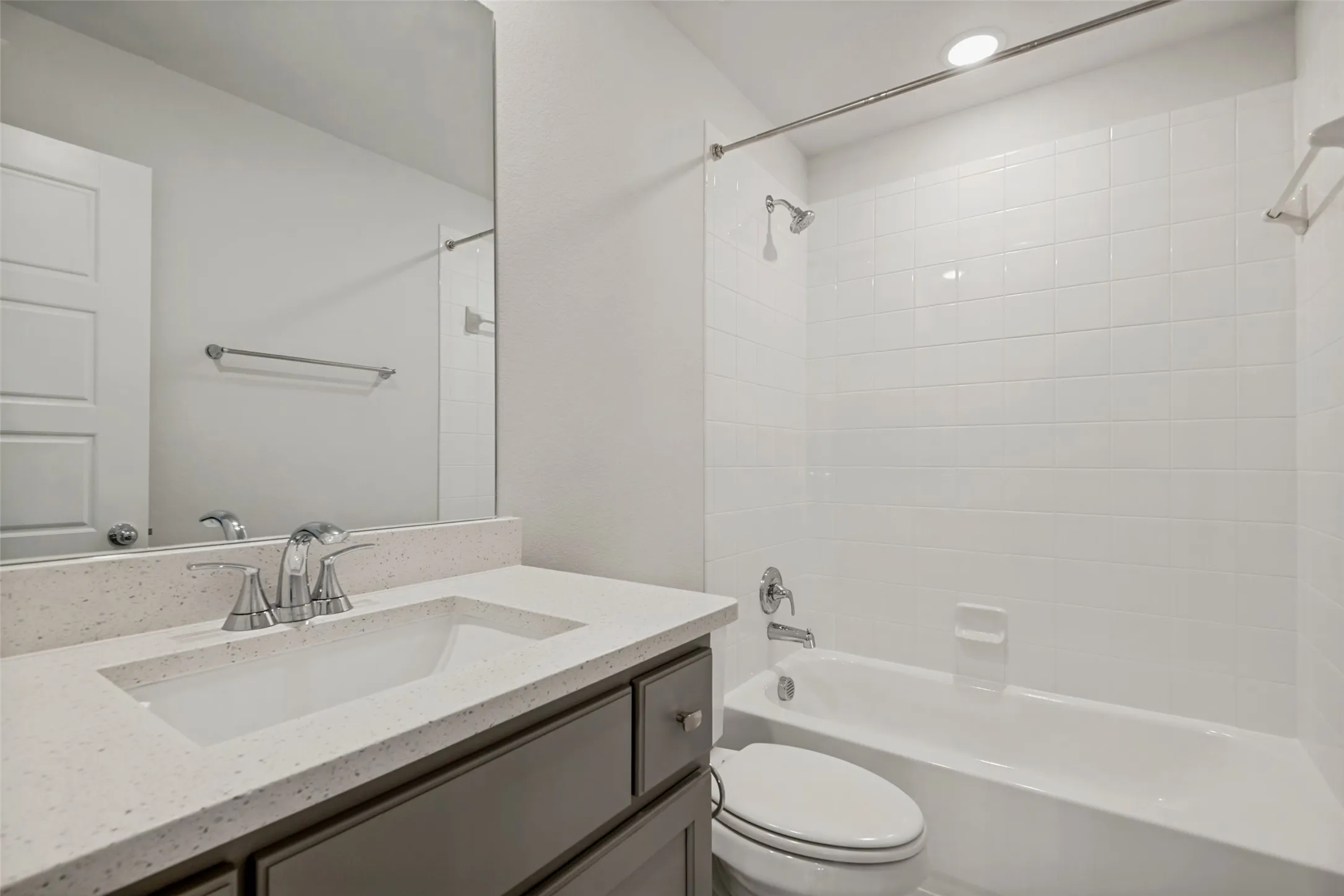 Single Family Residence For Rent in Rockwall County , 3053 Estuary Drive, Royse City, Texas 75189, 4 Bedroom, 4 Bathroom, 2 Garage spaces, 3,040 Sqft, built in 2023, mls#21341148, Real Estate Agent in Royse City, Homes For Rent in Rockwall county, Homes For Rent in Royse City, Realtor in Royse City Texas, Real Estate Brokerage Independent Realty Texas, Luminita Cordes Realtor