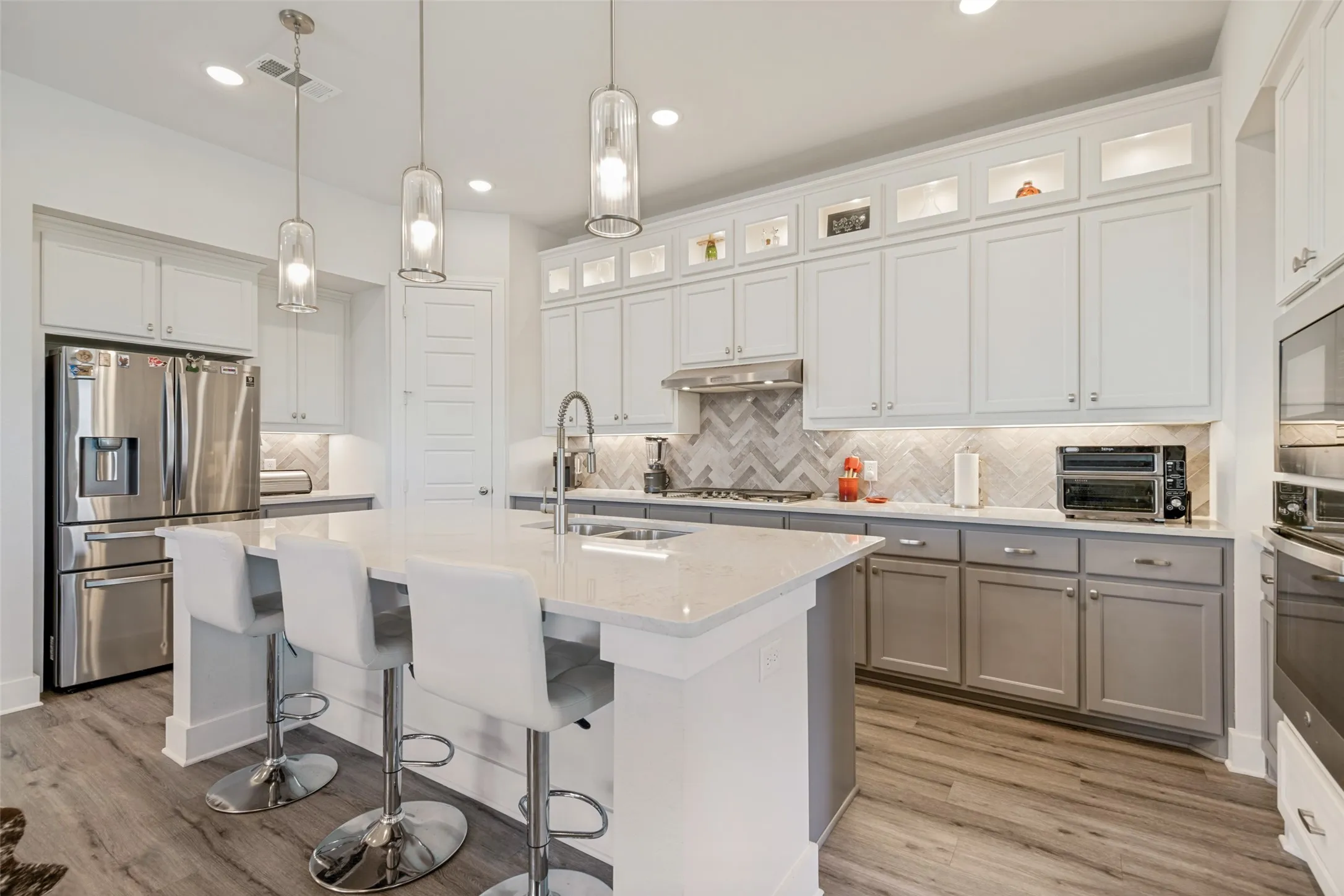 Single Family Residence For Rent in Rockwall County , 3053 Estuary Drive, Royse City, Texas 75189, 4 Bedroom, 4 Bathroom, 2 Garage spaces, 3,040 Sqft, built in 2023, mls#21341148, Real Estate Agent in Royse City, Homes For Rent in Rockwall county, Homes For Rent in Royse City, Realtor in Royse City Texas, Real Estate Brokerage Independent Realty Texas, Luminita Cordes Realtor