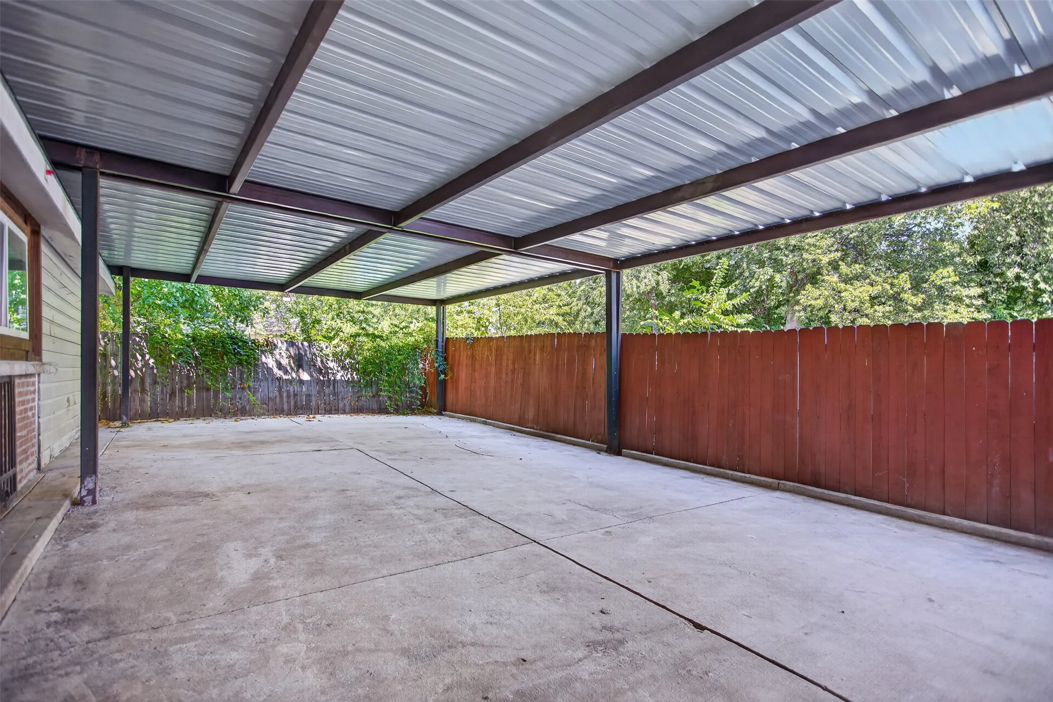 Large Covered Area can be used for vehicle parking or outdoor patio