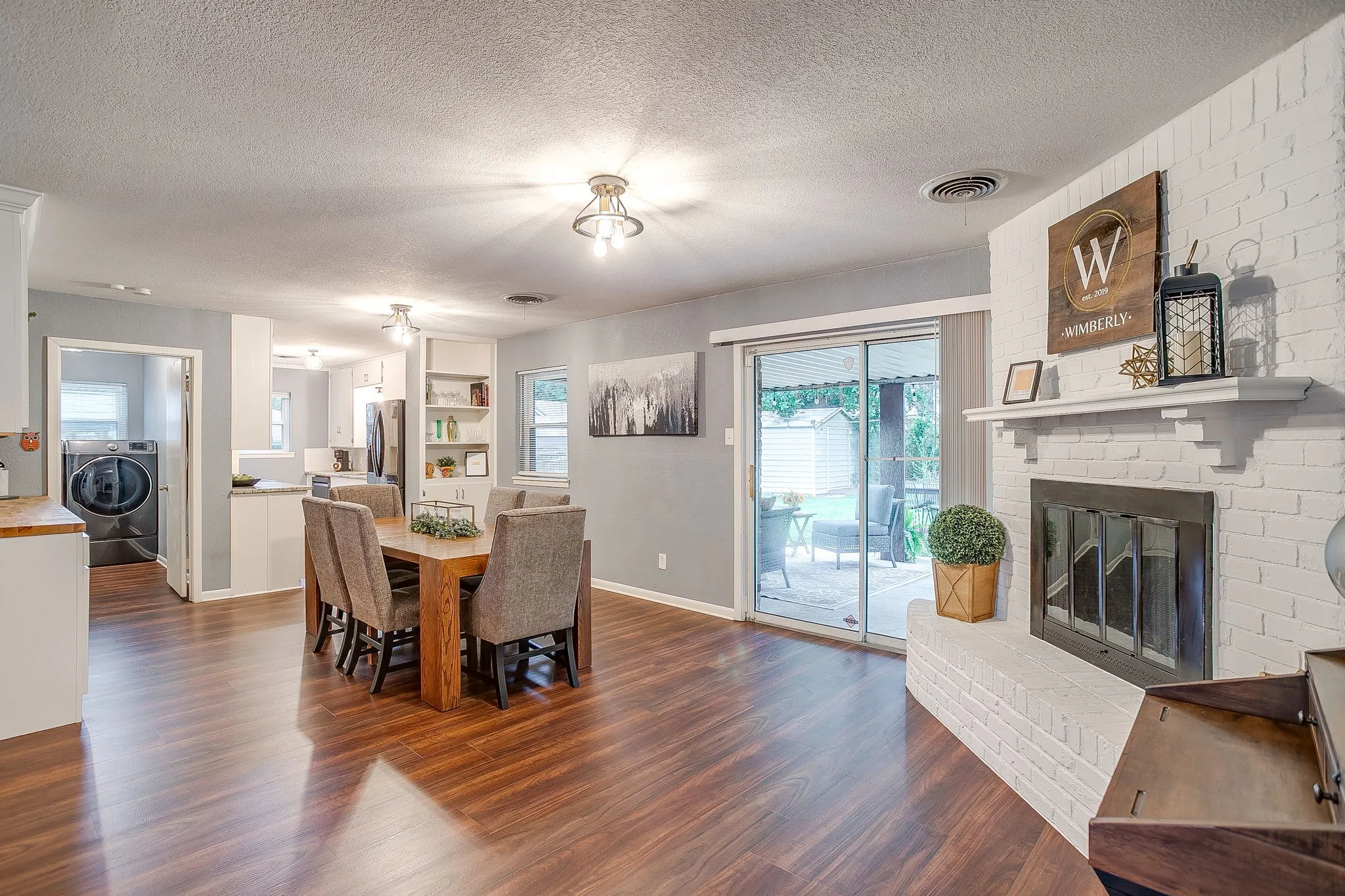 Single Family Residence For Rent in Tarrant County , 5248 Greene Avenue, Fort Worth, Texas 76133, 4 Bedroom, 2 Bathroom, 2 Garage spaces, 2,561 Sqft, built in 1961, mls#21355233, Real Estate Agent in Fort Worth, Homes For Rent in Tarrant county, Homes For Rent in Fort Worth, Realtor in Fort Worth Texas, Real Estate Brokerage Independent Realty Texas, Luminita Cordes Realtor