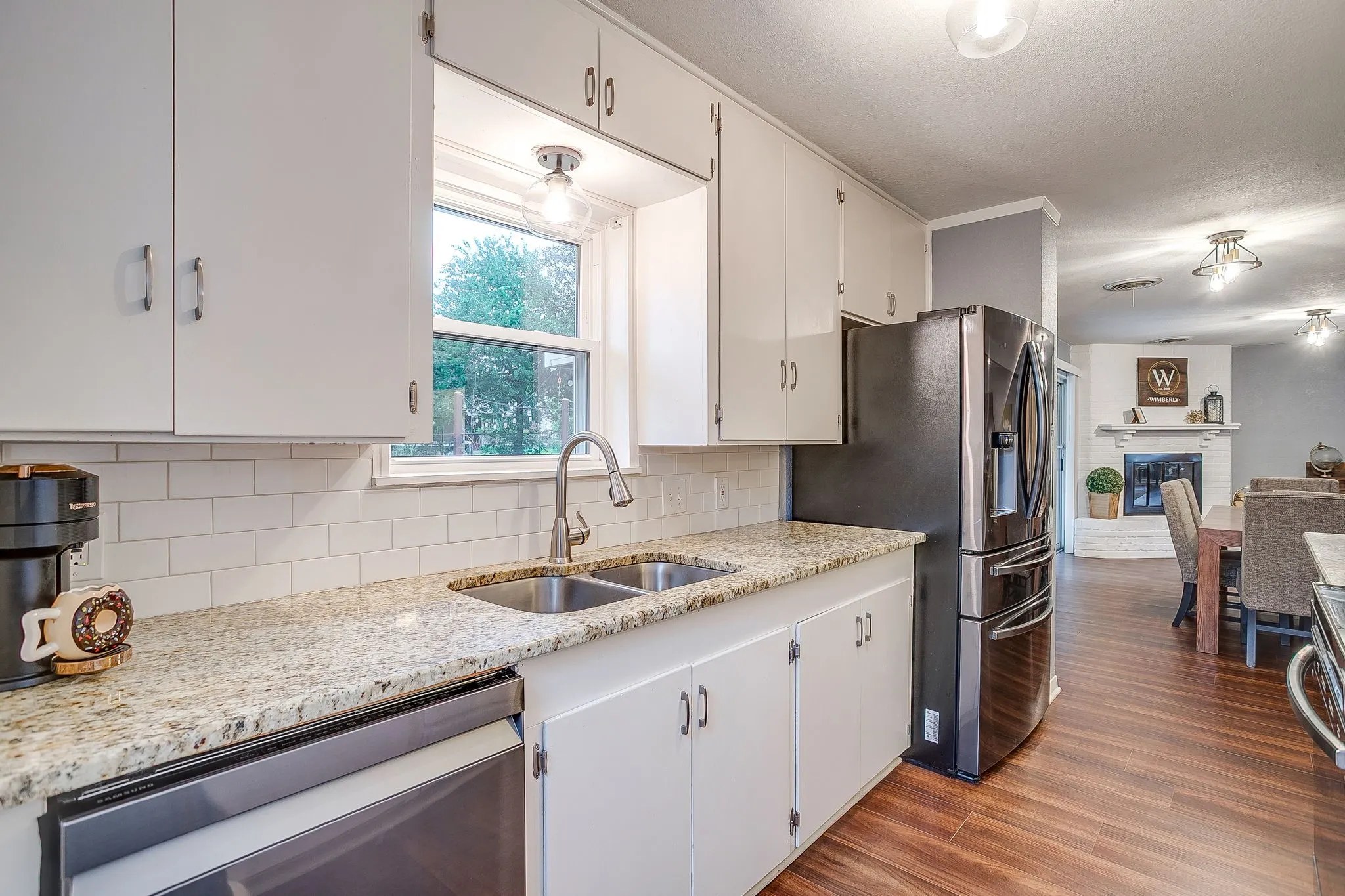 Single Family Residence For Rent in Tarrant County , 5248 Greene Avenue, Fort Worth, Texas 76133, 4 Bedroom, 2 Bathroom, 2 Garage spaces, 2,561 Sqft, built in 1961, mls#21355233, Real Estate Agent in Fort Worth, Homes For Rent in Tarrant county, Homes For Rent in Fort Worth, Realtor in Fort Worth Texas, Real Estate Brokerage Independent Realty Texas, Luminita Cordes Realtor