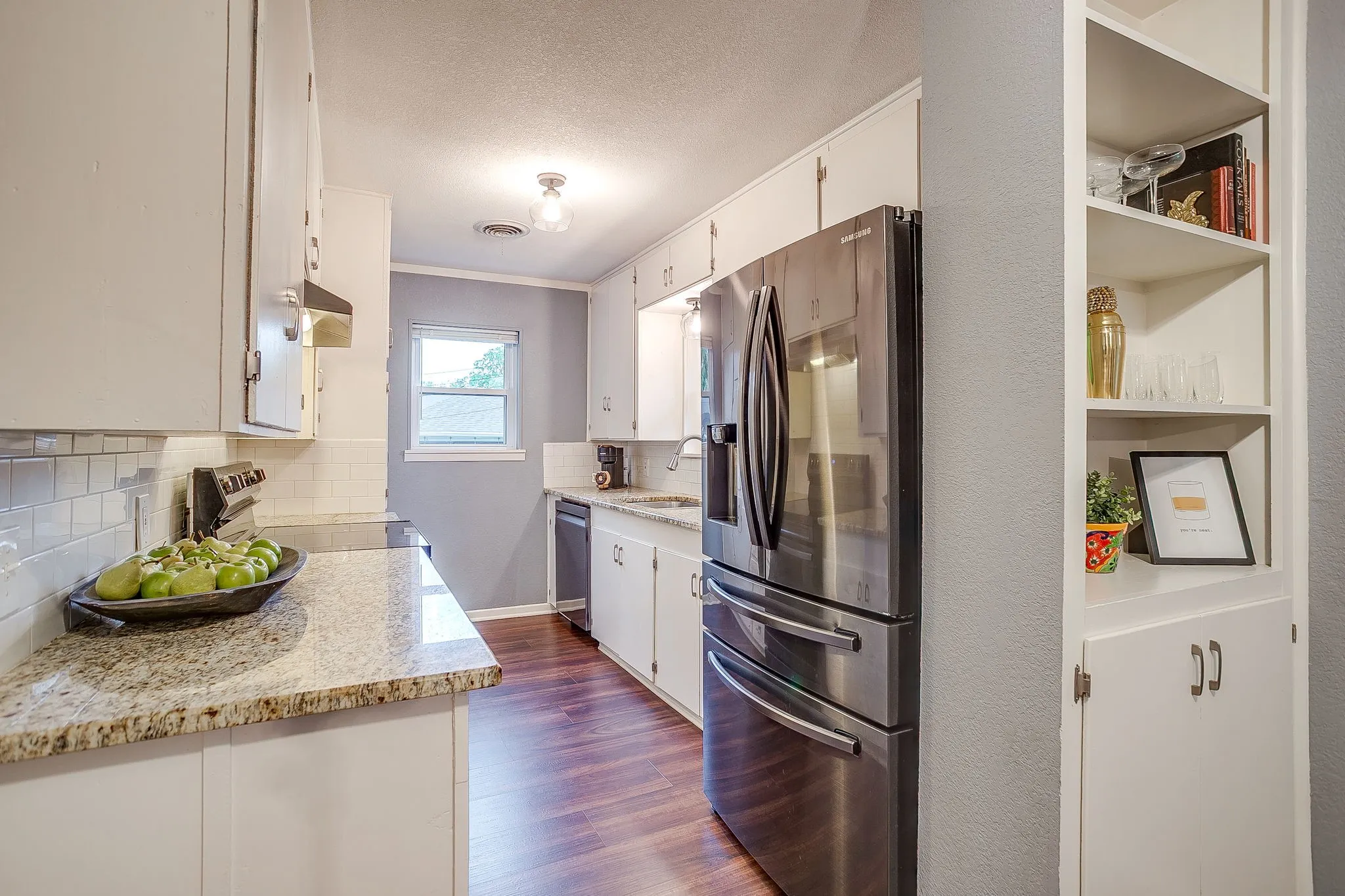 Single Family Residence For Rent in Tarrant County , 5248 Greene Avenue, Fort Worth, Texas 76133, 4 Bedroom, 2 Bathroom, 2 Garage spaces, 2,561 Sqft, built in 1961, mls#21355233, Real Estate Agent in Fort Worth, Homes For Rent in Tarrant county, Homes For Rent in Fort Worth, Realtor in Fort Worth Texas, Real Estate Brokerage Independent Realty Texas, Luminita Cordes Realtor
