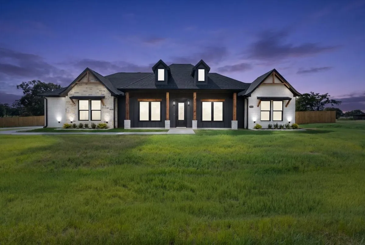 Single Family Residence For Sale in Smith County , 7727 Molina Drive, Tyler, Texas 75704, 4 Bedroom, 3 Bathroom, 2 Garage spaces, 2,379 Sqft, built in 2026, mls#21343800, Real Estate Agent in Tyler, Homes For Sale in Smith county, Homes For Sale in Tyler, Realtor in Tyler Texas, Real Estate Brokerage Independent Realty Texas, Luminita Cordes Realtor