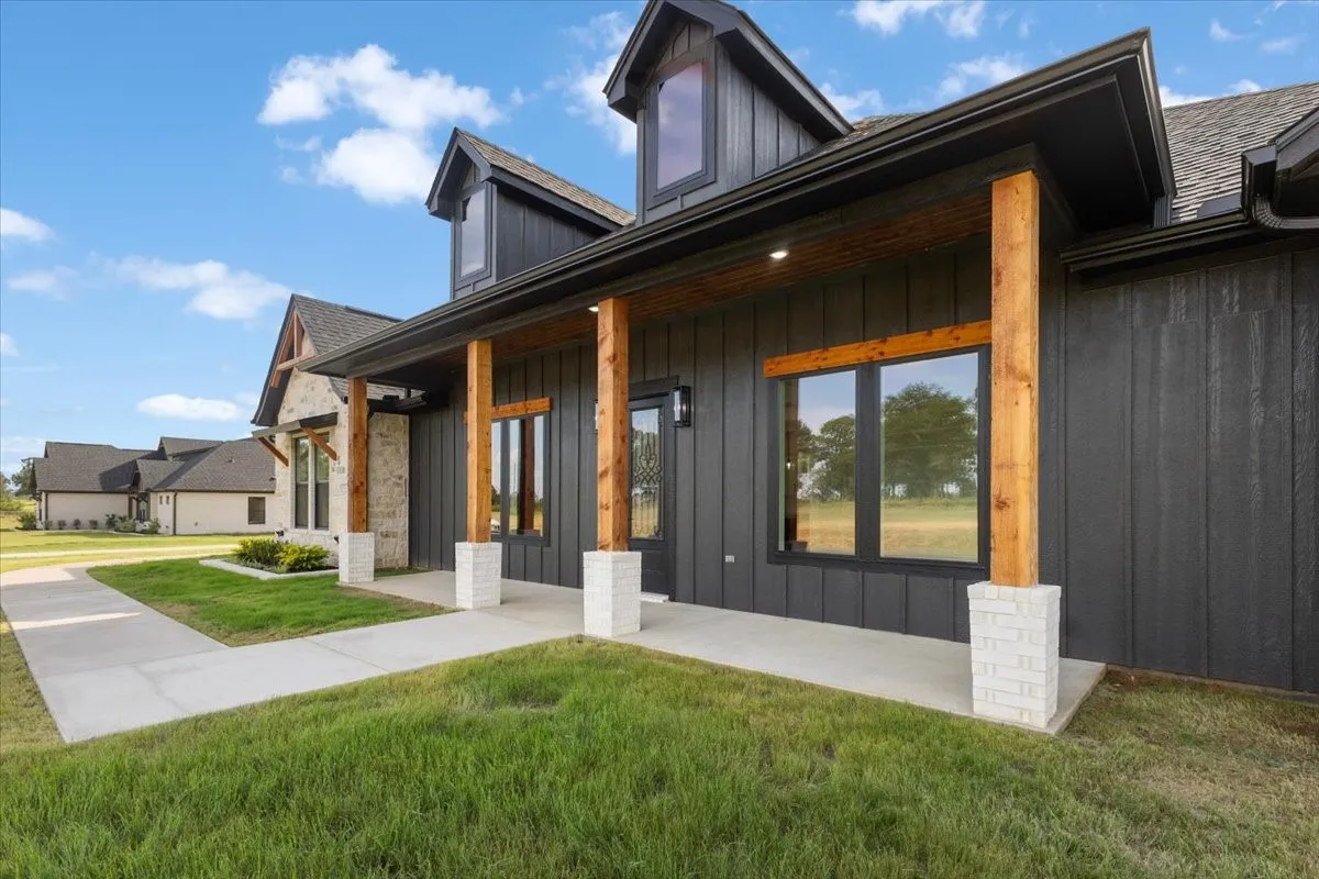 Single Family Residence For Sale in Smith County , 7727 Molina Drive, Tyler, Texas 75704, 4 Bedroom, 3 Bathroom, 2 Garage spaces, 2,379 Sqft, built in 2026, mls#21343800, Real Estate Agent in Tyler, Homes For Sale in Smith county, Homes For Sale in Tyler, Realtor in Tyler Texas, Real Estate Brokerage Independent Realty Texas, Luminita Cordes Realtor