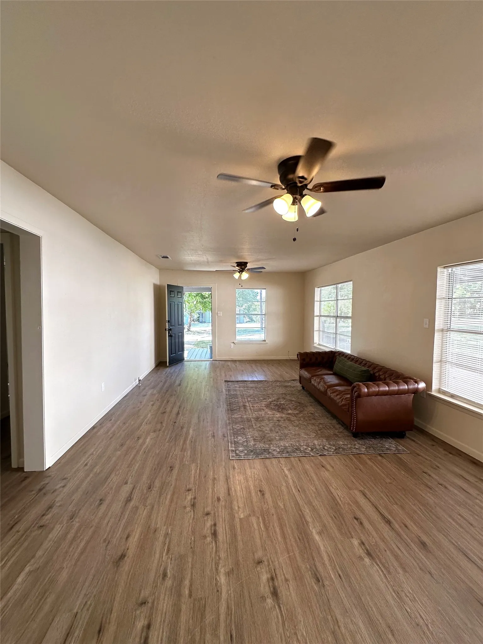 Single Family Residence For Sale in Comanche County , 603 W Walcott Avenue, Comanche, Texas 76442, 3 Bedroom, 2 Bathroom, Garage spaces, 1,488 Sqft, built in 1940, Price $169,900, mls#21355249, Real Estate Agent in Comanche, Homes For Sale in Comanche county, Homes For Sale in Comanche, Realtor in Comanche Texas, Real Estate Brokerage Independent Realty Texas, Luminita Cordes Realtor
