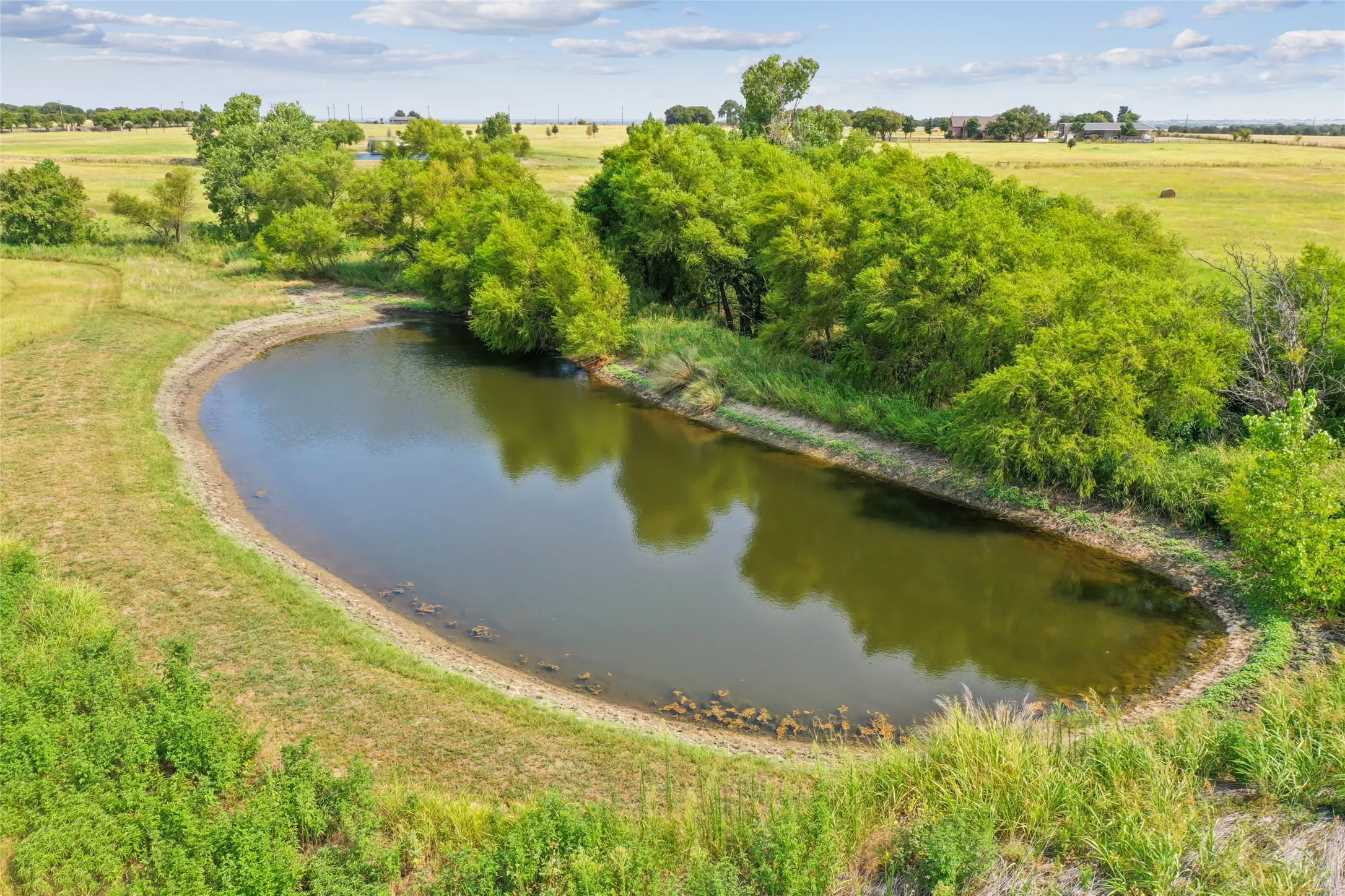 Single Family Residence For Sale in Denton County , 10240 Freeman Road, Sanger, Texas 76266, 4 Bedroom, 4 Bathroom, 2 Garage spaces, 3,089 Sqft, built in 2016, mls#21351105, Real Estate Agent in Sanger, Homes For Sale in Denton county, Homes For Sale in Sanger, Realtor in Sanger Texas, Real Estate Brokerage Independent Realty Texas, Luminita Cordes Realtor