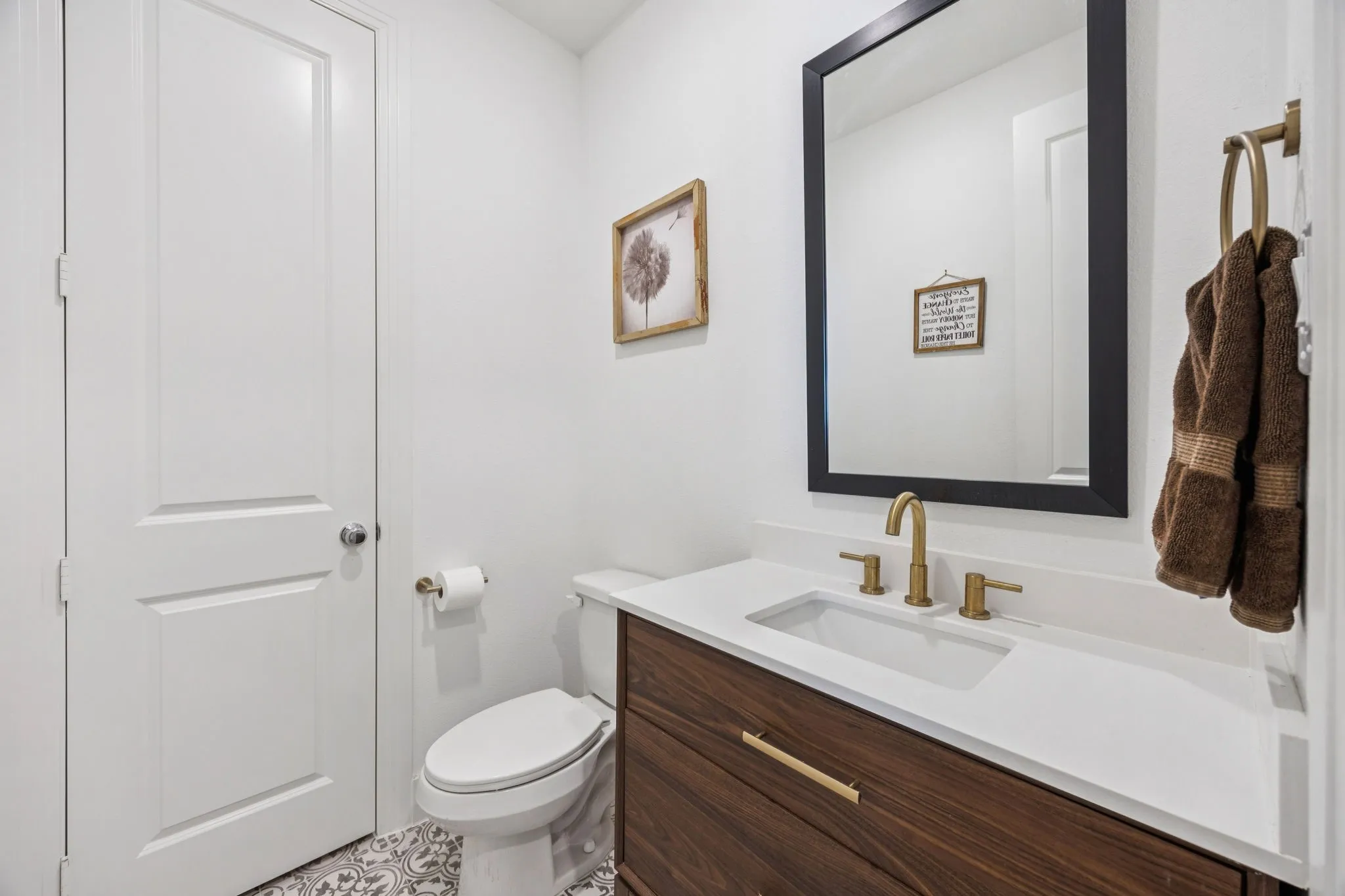 Single Family Residence For Sale in Collin County , 1918 Rhea Court, Celina, Texas 75009, 4 Bedroom, 3 Bathroom, 2 Garage spaces, 2,337 Sqft, built in 2022, mls#21355186, Real Estate Agent in Celina, Homes For Sale in Collin county, Homes For Sale in Celina, Realtor in Celina Texas, Real Estate Brokerage Independent Realty Texas, Luminita Cordes Realtor