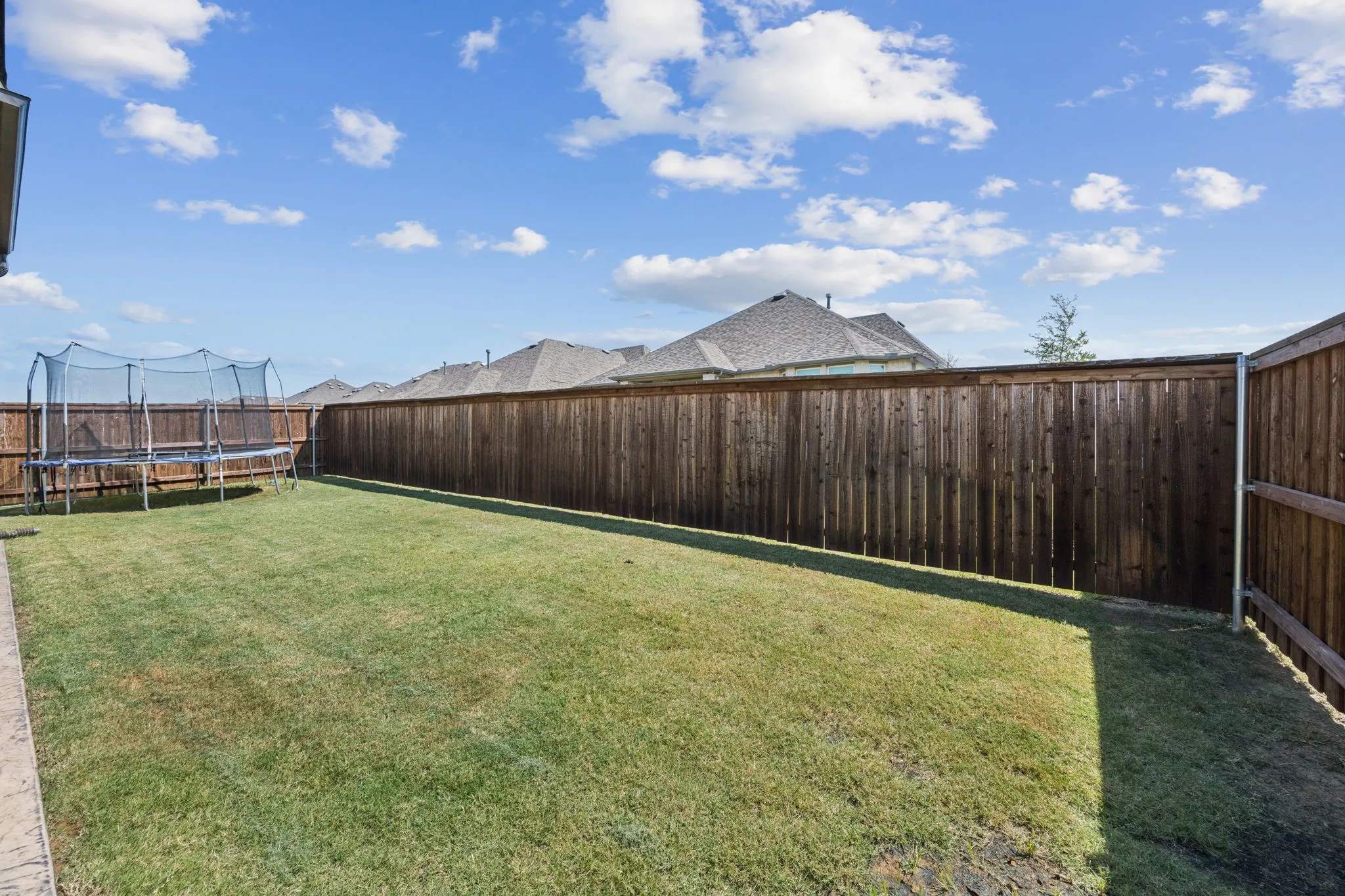 Single Family Residence For Sale in Collin County , 1918 Rhea Court, Celina, Texas 75009, 4 Bedroom, 3 Bathroom, 2 Garage spaces, 2,337 Sqft, built in 2022, mls#21355186, Real Estate Agent in Celina, Homes For Sale in Collin county, Homes For Sale in Celina, Realtor in Celina Texas, Real Estate Brokerage Independent Realty Texas, Luminita Cordes Realtor