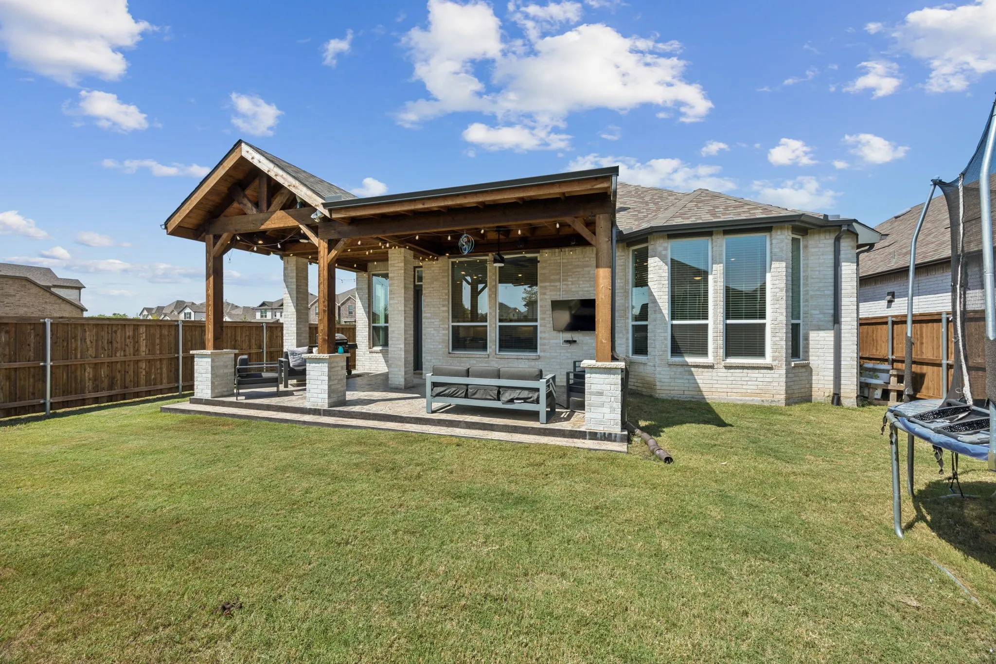 Single Family Residence For Sale in Collin County , 1918 Rhea Court, Celina, Texas 75009, 4 Bedroom, 3 Bathroom, 2 Garage spaces, 2,337 Sqft, built in 2022, mls#21355186, Real Estate Agent in Celina, Homes For Sale in Collin county, Homes For Sale in Celina, Realtor in Celina Texas, Real Estate Brokerage Independent Realty Texas, Luminita Cordes Realtor