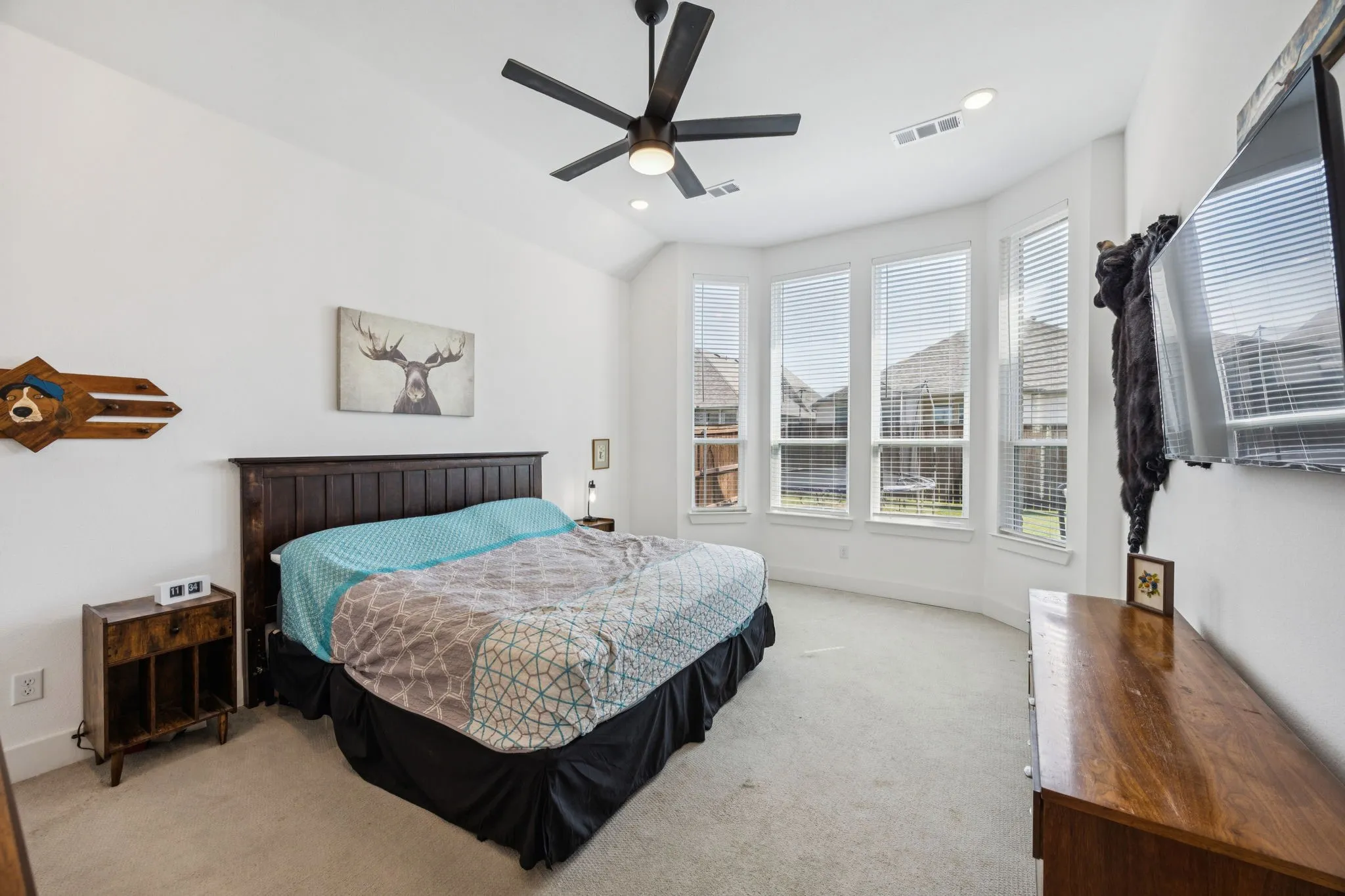 Single Family Residence For Sale in Collin County , 1918 Rhea Court, Celina, Texas 75009, 4 Bedroom, 3 Bathroom, 2 Garage spaces, 2,337 Sqft, built in 2022, mls#21355186, Real Estate Agent in Celina, Homes For Sale in Collin county, Homes For Sale in Celina, Realtor in Celina Texas, Real Estate Brokerage Independent Realty Texas, Luminita Cordes Realtor