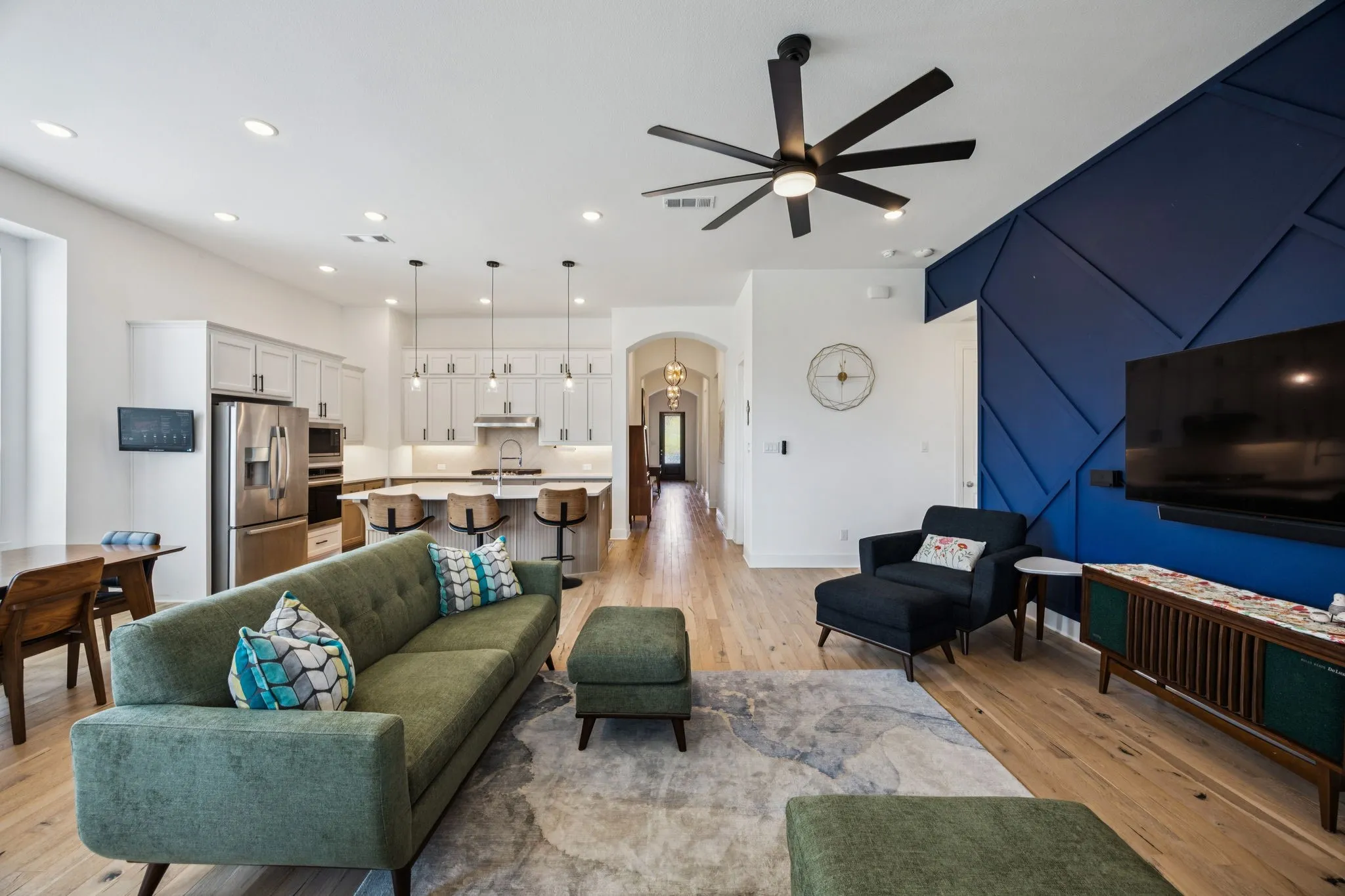 Single Family Residence For Sale in Collin County , 1918 Rhea Court, Celina, Texas 75009, 4 Bedroom, 3 Bathroom, 2 Garage spaces, 2,337 Sqft, built in 2022, mls#21355186, Real Estate Agent in Celina, Homes For Sale in Collin county, Homes For Sale in Celina, Realtor in Celina Texas, Real Estate Brokerage Independent Realty Texas, Luminita Cordes Realtor