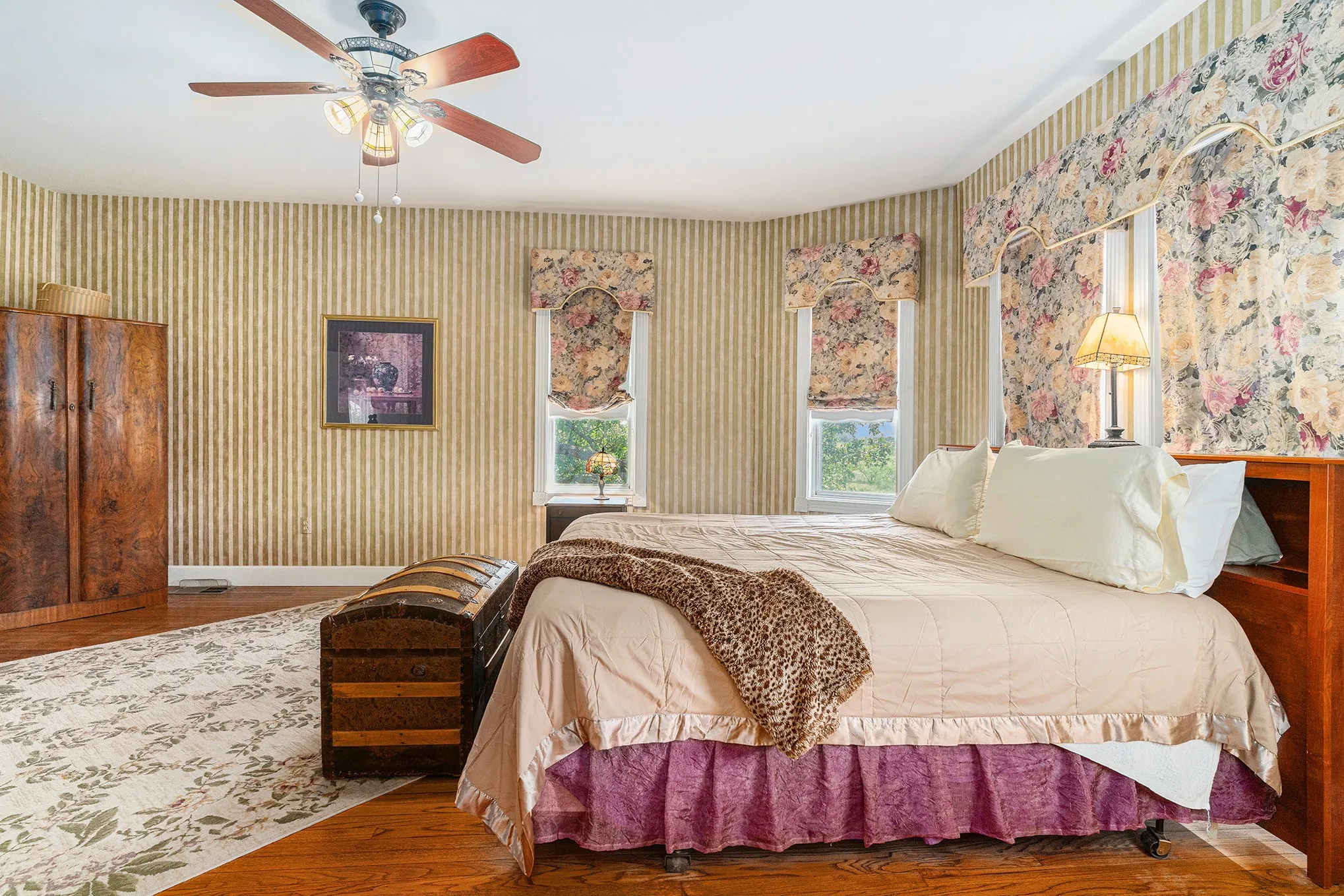 Single Family Residence For Sale in Erath County , 10454 E State Highway 6, Dublin, Texas 76446, 3 Bedroom, 3 Bathroom, Garage spaces, 2,961 Sqft, built in 1984, mls#21337144, Real Estate Agent in Dublin, Homes For Sale in Erath county, Homes For Sale in Dublin, Realtor in Dublin Texas, Real Estate Brokerage Independent Realty Texas, Luminita Cordes Realtor
