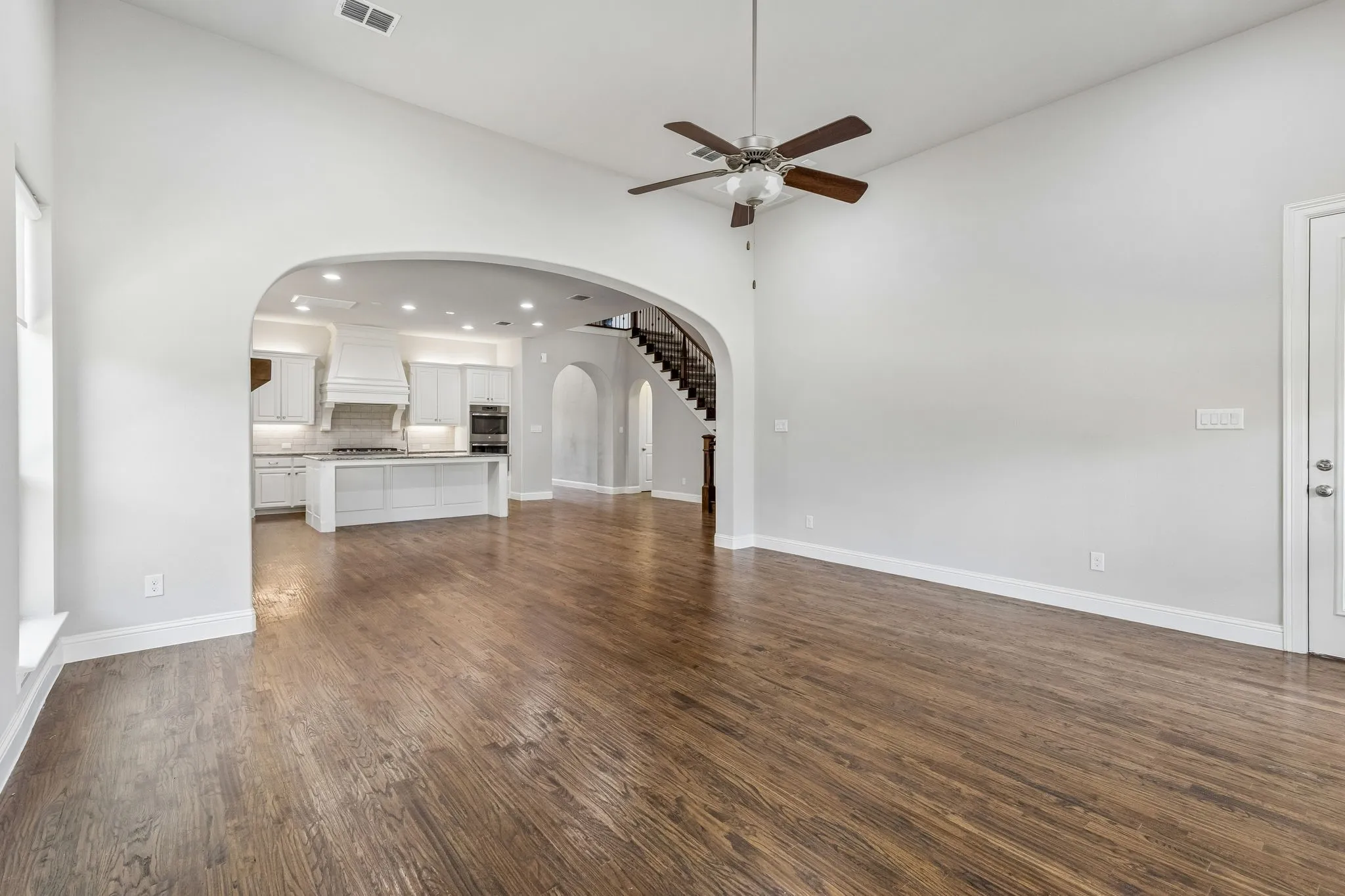 Single Family Residence For Sale in Denton County , 3920 Marigold Lane, Prosper, Texas 75078, 4 Bedroom, 5 Bathroom, 2 Garage spaces, 3,507 Sqft, built in 2016, mls#21355270, Real Estate Agent in Prosper, Homes For Sale in Denton county, Homes For Sale in Prosper, Realtor in Prosper Texas, Real Estate Brokerage Independent Realty Texas, Luminita Cordes Realtor