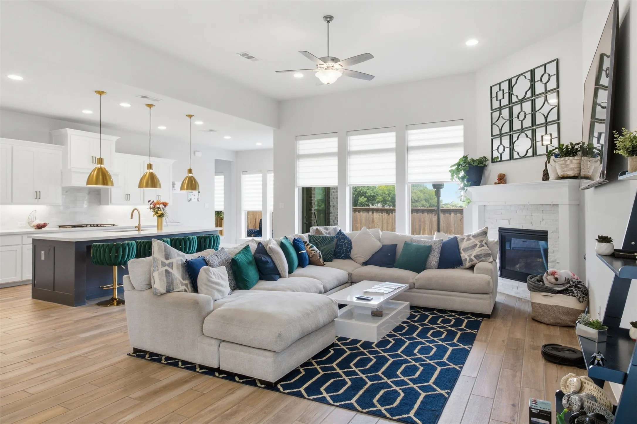 Single Family Residence For Sale in Ellis County , 2434 Sibley Drive, Midlothian, Texas 76065, 4 Bedroom, 4 Bathroom, 3 Garage spaces, 2,944 Sqft, built in 2022, mls#21244376, Real Estate Agent in Midlothian, Homes For Sale in Ellis county, Homes For Sale in Midlothian, Realtor in Midlothian Texas, Real Estate Brokerage Independent Realty Texas, Luminita Cordes Realtor