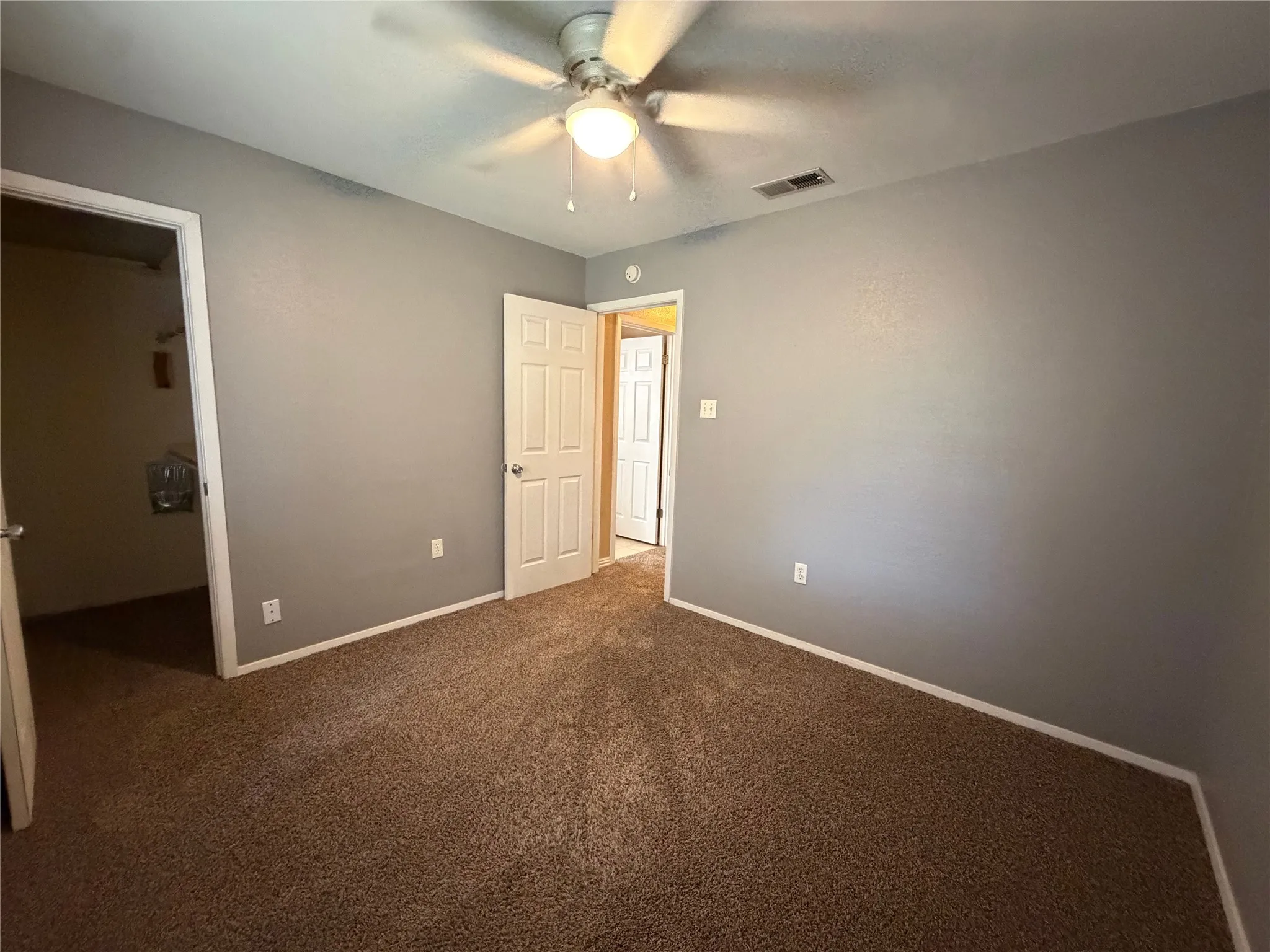 Single Family Residence For Sale in Taylor County , 7949 Vita Court, Abilene, Texas 79606, 3 Bedroom, 2 Bathroom, 2 Garage spaces, 1,443 Sqft, built in 1983, mls#21354895, Real Estate Agent in Abilene, Homes For Sale in Taylor county, Homes For Sale in Abilene, Realtor in Abilene Texas, Real Estate Brokerage Independent Realty Texas, Luminita Cordes Realtor