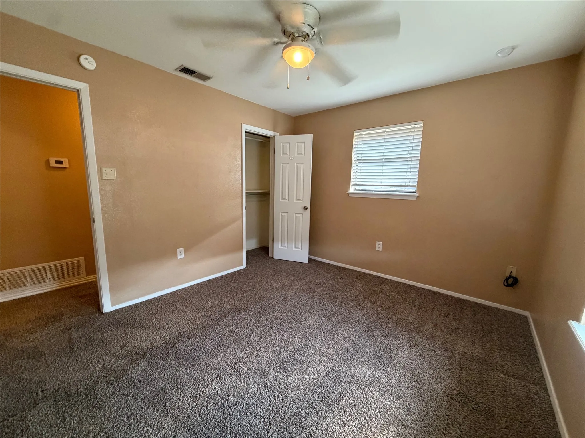 Single Family Residence For Sale in Taylor County , 7949 Vita Court, Abilene, Texas 79606, 3 Bedroom, 2 Bathroom, 2 Garage spaces, 1,443 Sqft, built in 1983, mls#21354895, Real Estate Agent in Abilene, Homes For Sale in Taylor county, Homes For Sale in Abilene, Realtor in Abilene Texas, Real Estate Brokerage Independent Realty Texas, Luminita Cordes Realtor