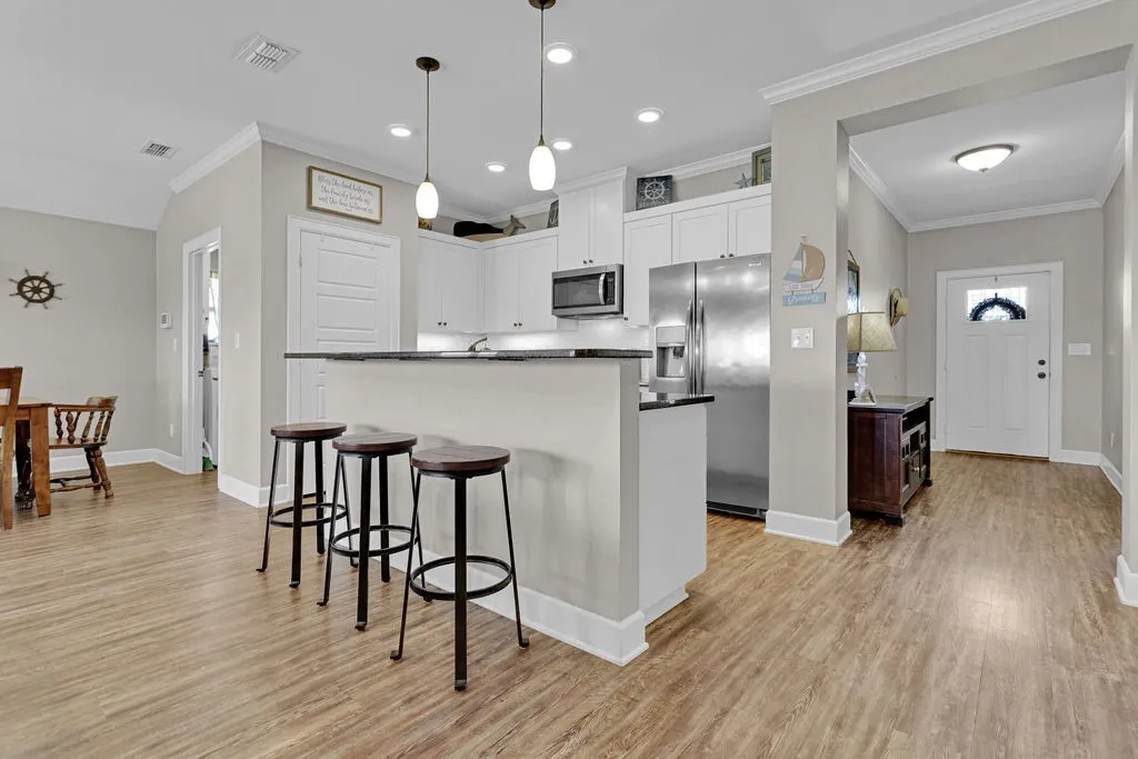 Single Family Residence For Sale in Smith County , 14308 CR 452, Lindale, Texas 75771, 3 Bedroom, 2 Bathroom, 2 Garage spaces, 1,545 Sqft, built in 2018, Price $299,000, mls#21355299, Real Estate Agent in Lindale, Homes For Sale in Smith county, Homes For Sale in Lindale, Realtor in Lindale Texas, Real Estate Brokerage Independent Realty Texas, Luminita Cordes Realtor