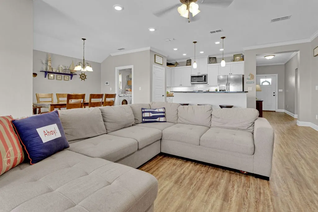 Single Family Residence For Sale in Smith County , 14308 CR 452, Lindale, Texas 75771, 3 Bedroom, 2 Bathroom, 2 Garage spaces, 1,545 Sqft, built in 2018, Price $299,000, mls#21355299, Real Estate Agent in Lindale, Homes For Sale in Smith county, Homes For Sale in Lindale, Realtor in Lindale Texas, Real Estate Brokerage Independent Realty Texas, Luminita Cordes Realtor