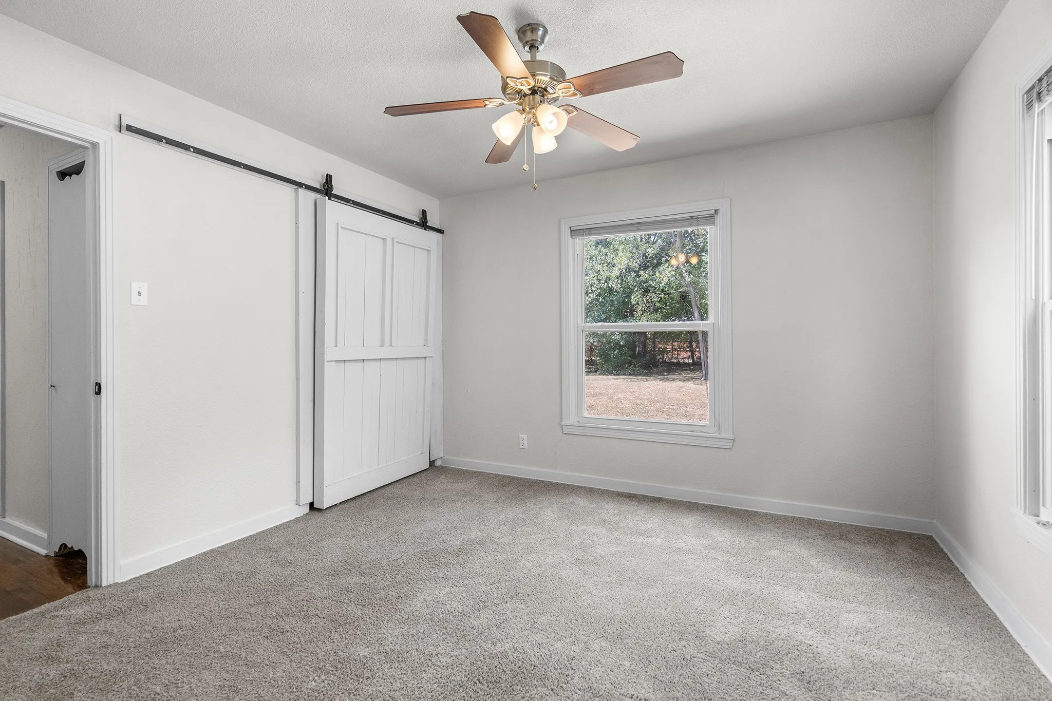 Single Family Residence For Sale in Denton County , 714 Cordell Street, Denton, Texas 76201, 3 Bedroom, 2 Bathroom, Garage spaces, 1,276 Sqft, built in 1949, Price $290,000, mls#21344222, Real Estate Agent in Denton, Homes For Sale in Denton county, Homes For Sale in Denton, Realtor in Denton Texas, Real Estate Brokerage Independent Realty Texas, Luminita Cordes Realtor
