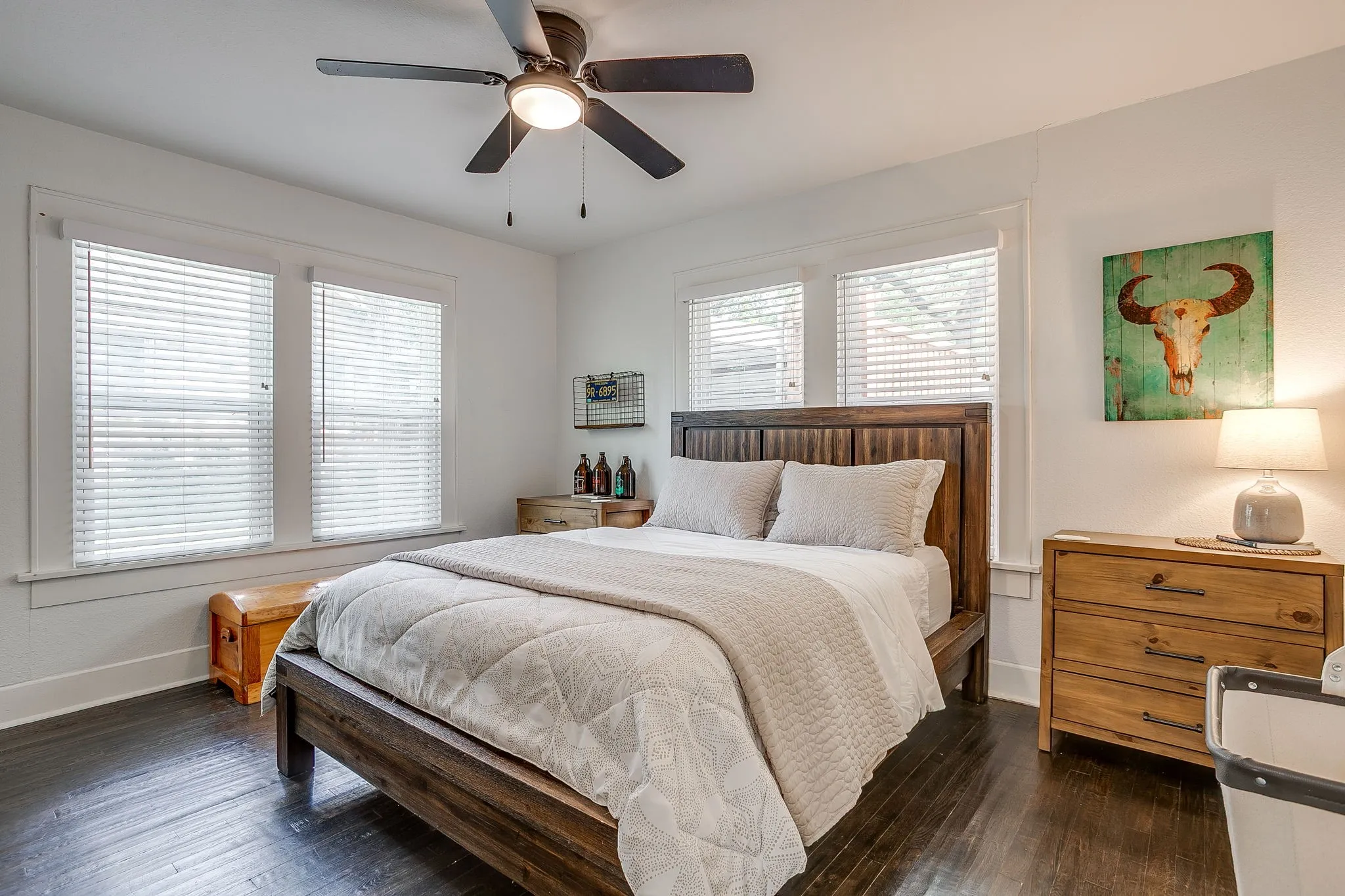 Single Family Residence For Sale in Tarrant County , 2310 Primrose Avenue, Fort Worth, Texas 76111, 3 Bedroom, 2 Bathroom, 2 Garage spaces, 1,428 Sqft, built in 1930, mls#21354726, Real Estate Agent in Fort Worth, Homes For Sale in Tarrant county, Homes For Sale in Fort Worth, Realtor in Fort Worth Texas, Real Estate Brokerage Independent Realty Texas, Luminita Cordes Realtor