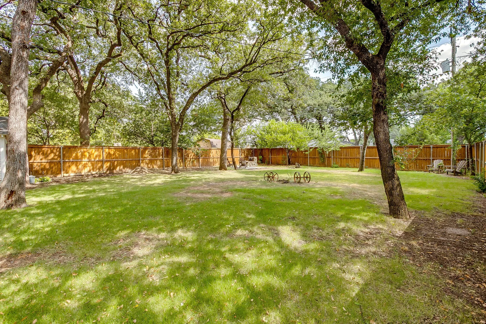 Single Family Residence For Sale in Tarrant County , 2310 Primrose Avenue, Fort Worth, Texas 76111, 3 Bedroom, 2 Bathroom, 2 Garage spaces, 1,428 Sqft, built in 1930, mls#21354726, Real Estate Agent in Fort Worth, Homes For Sale in Tarrant county, Homes For Sale in Fort Worth, Realtor in Fort Worth Texas, Real Estate Brokerage Independent Realty Texas, Luminita Cordes Realtor
