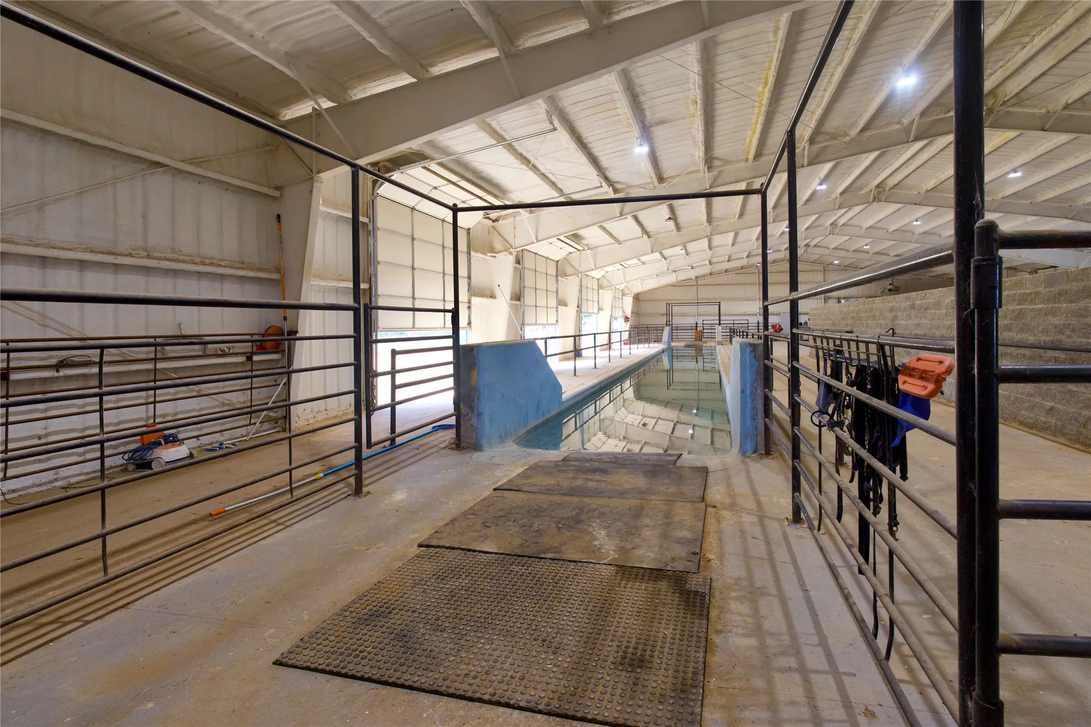 Farm For Sale in Erath County , 6670 Fm 2303, Stephenville, Texas 76401, 1 Bedroom, 1 Bathroom, Garage spaces, 700 Sqft, built in 2010, mls#21355318, Real Estate Agent in Stephenville, Homes For Sale in Erath county, Homes For Sale in Stephenville, Realtor in Stephenville Texas, Real Estate Brokerage Independent Realty Texas, Luminita Cordes Realtor