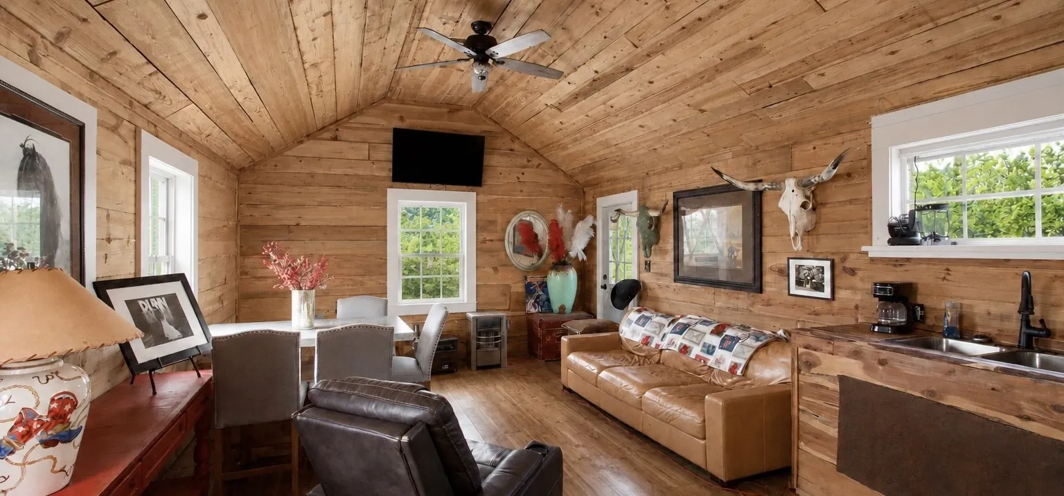 Farm For Sale in Erath County , 6670 Fm 2303, Stephenville, Texas 76401, 1 Bedroom, 1 Bathroom, Garage spaces, 700 Sqft, built in 2010, mls#21355318, Real Estate Agent in Stephenville, Homes For Sale in Erath county, Homes For Sale in Stephenville, Realtor in Stephenville Texas, Real Estate Brokerage Independent Realty Texas, Luminita Cordes Realtor