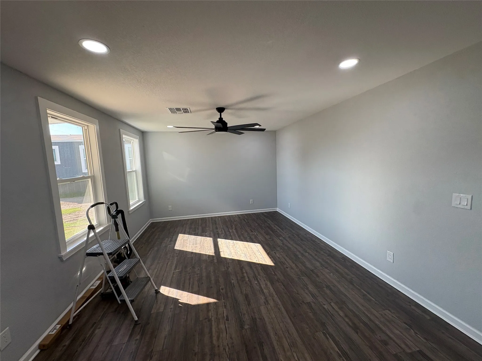 Single Family Residence For Sale in Wood County , 216 Blackfoot, Quitman, Texas 75783, 2 Bedroom, 1 Bathroom, Garage spaces, 936 Sqft, built in 2026, mls#21355337, Real Estate Agent in Quitman, Homes For Sale in Wood county, Homes For Sale in Quitman, Realtor in Quitman Texas, Real Estate Brokerage Independent Realty Texas, Luminita Cordes Realtor